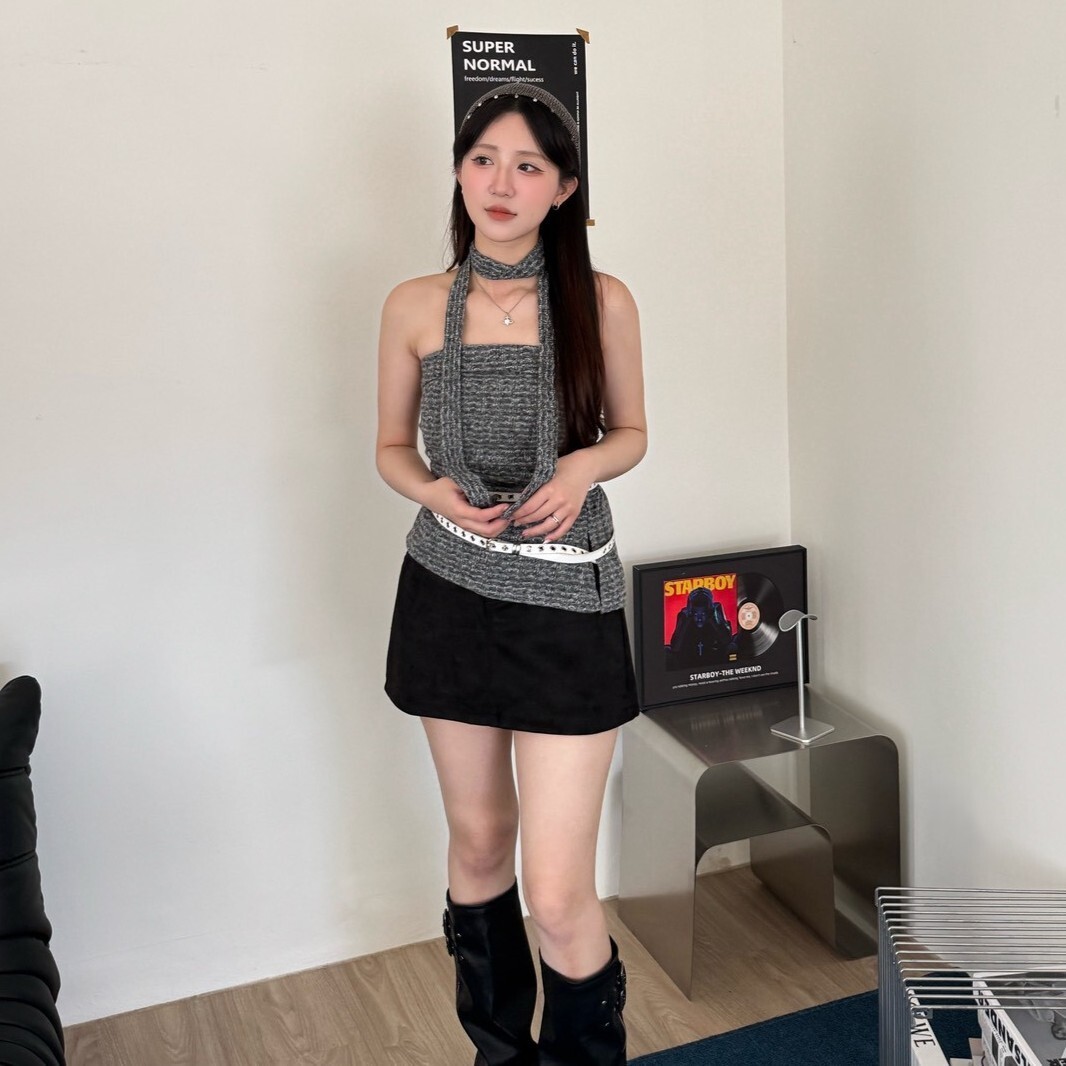 繞脖花呢側抓皺平口top