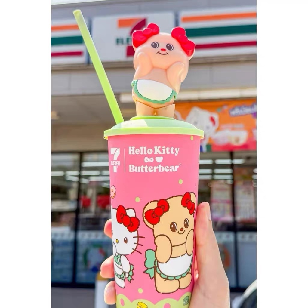 【Luxury】泰國限定 7-11 超商聯名 BUTTER BEAR & HELLO KITTY 聯名隨行杯 咖啡杯 可可摩卡飲料杯 搖搖杯 搖頭娃娃 奶油熊