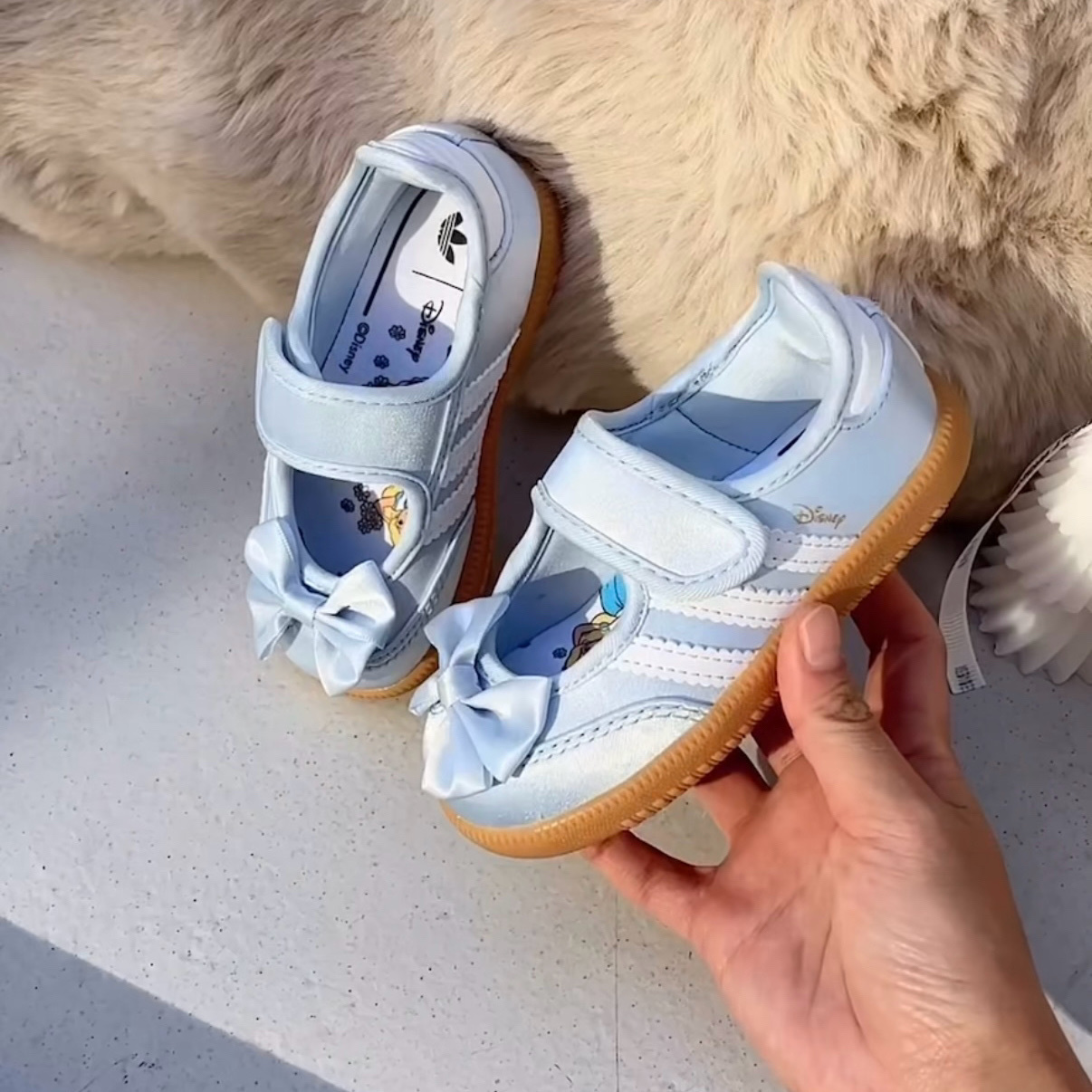 Adidas Samba Jane x Disney 愛麗絲 寶寶藍 蝴蝶結 瑪莉珍 小童 中童 童鞋 IH1760