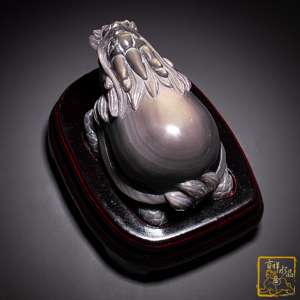 彩虹黑曜石龍龜 690g 安家鎮宅