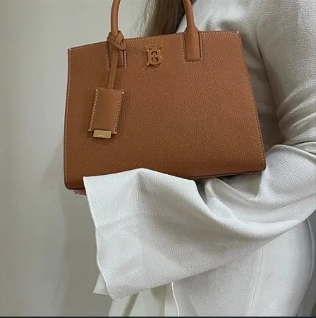 【預購】Burberry Q120701 粒紋小牛皮迷你Frances包 (折後$4988) 訂金$500