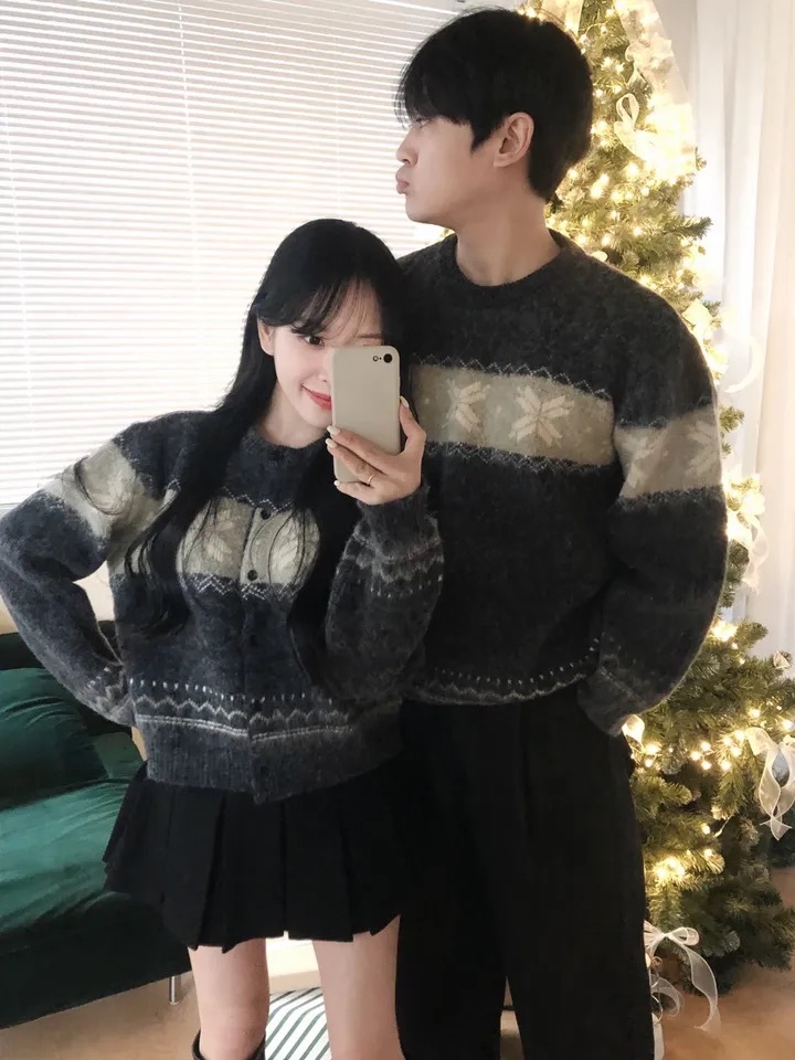 【優惠預訂】韓國冬日雪花情侶款冷衫/外套（4色）