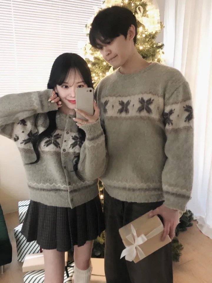 【優惠預訂】韓國冬日雪花情侶款冷衫/外套（4色）