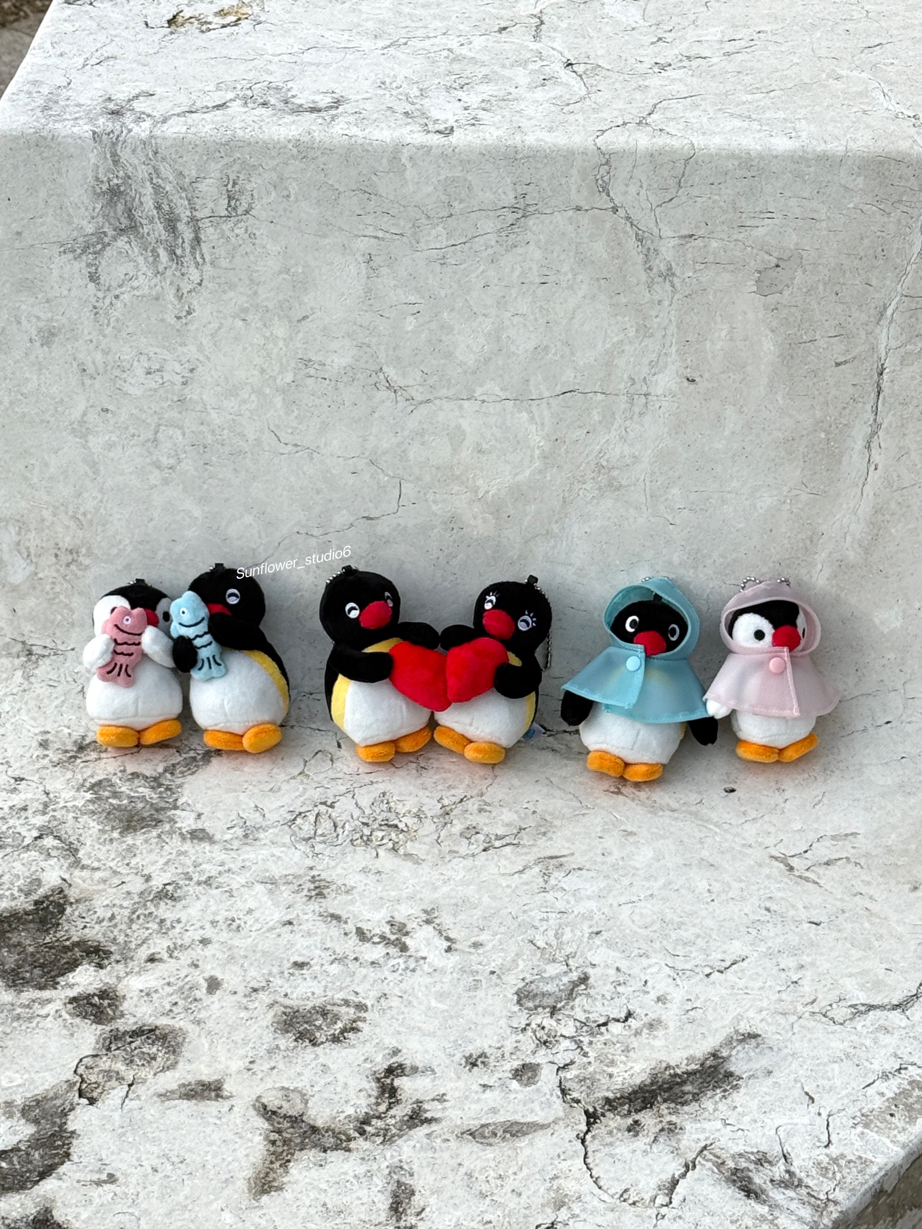 本週限時接單!! PINGU 企鵝家族 正版授權 mini毛絨吊飾 鑰匙圈 情侶吊飾 3款(任買兩對 7-11寄送免運)/預購