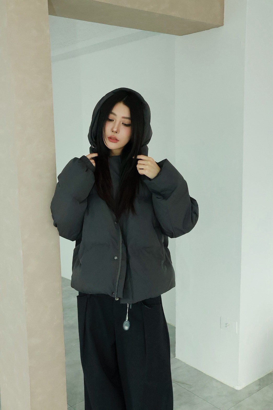 挺版 鋪棉 雙拉鍊 寬短 連帽抽繩 #羽絨外套