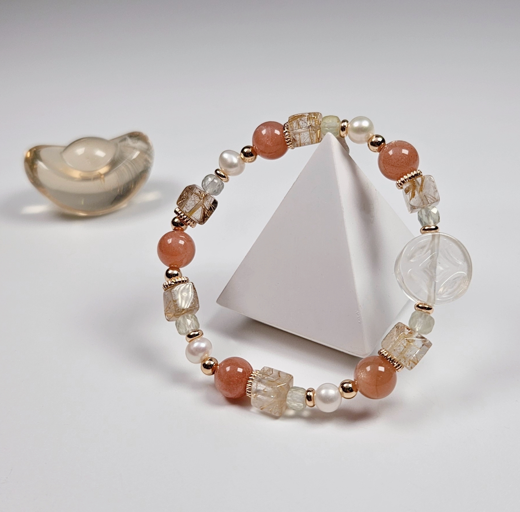 黃水晶錢幣 × 鈦晶隨型方糖 × 葡萄石 × 太陽石 手鍊