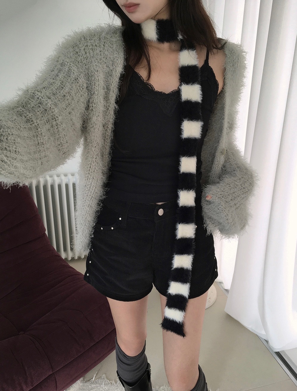 【優惠預訂】韓國燈芯絨窩釘短褲（3色）