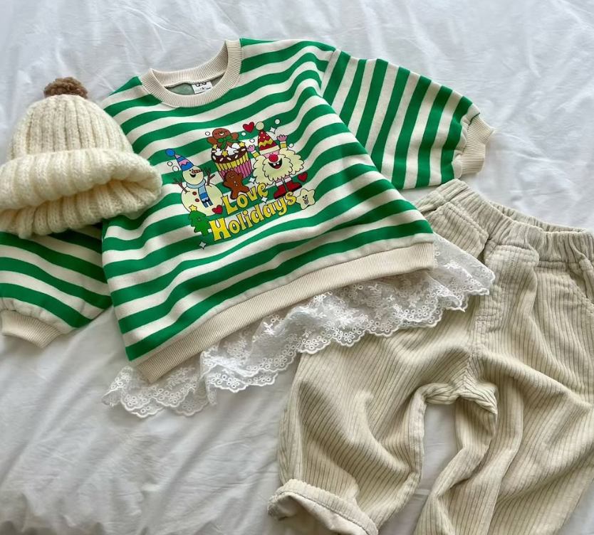 QQB12T012GN  韓國綠色橫間love holiday聖誕衛衣
