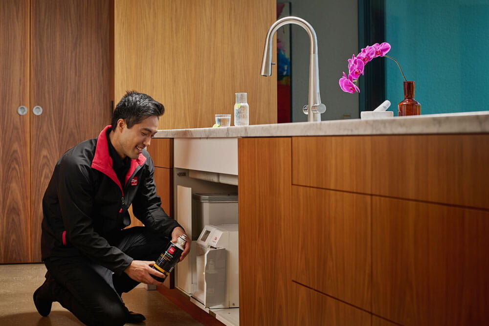 Zip Water HydroTap, 德國寶濾水系統, 檯下式過濾水機, 香港濾水器推薦, 高效除氯濾水器, 醫療級過濾淨水器