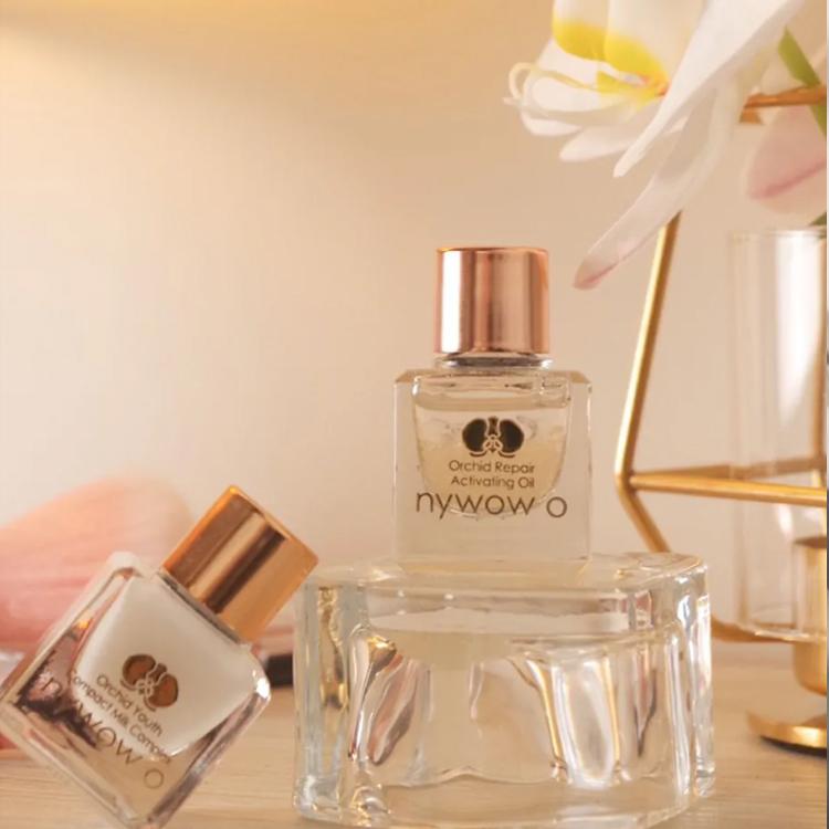 nywow o Orchid Youth Compact Milk Complex