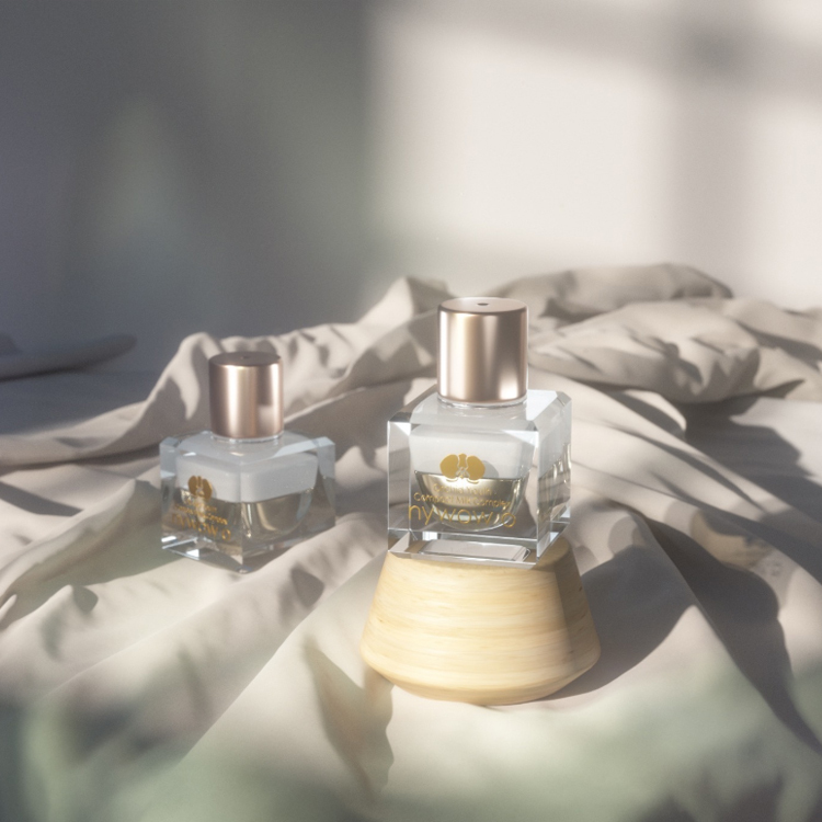 nywow o Orchid Youth Compact Milk Complex