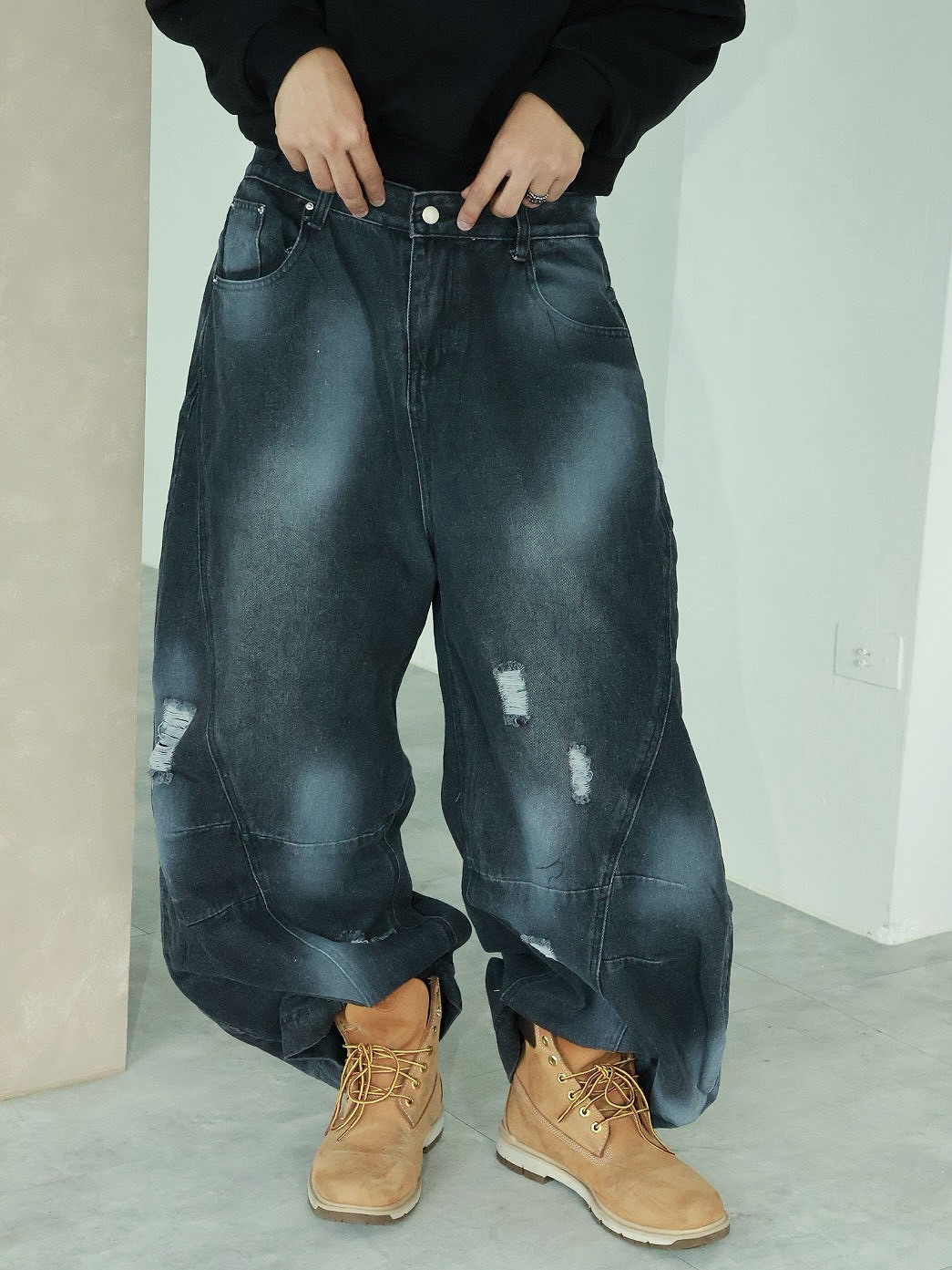仿舊 刷破 落地感 彎刀 #牛仔褲