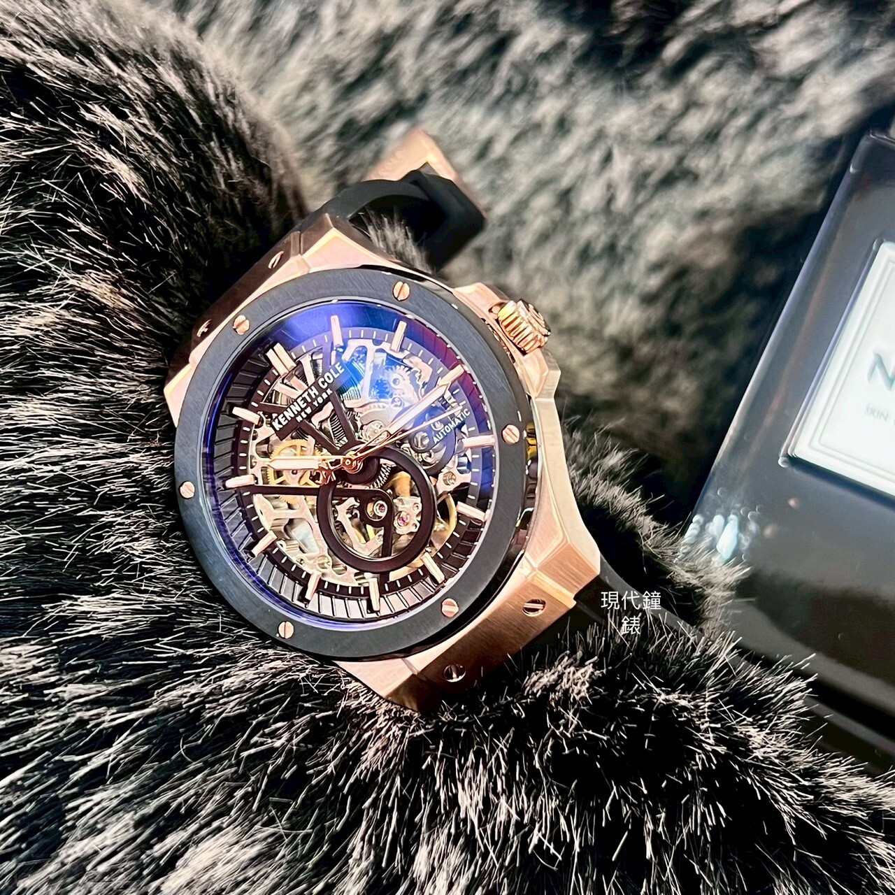 【KENNETH COLE】美式鏤空機芯機械男錶KCWGZ0080802 43mm 現代鐘錶