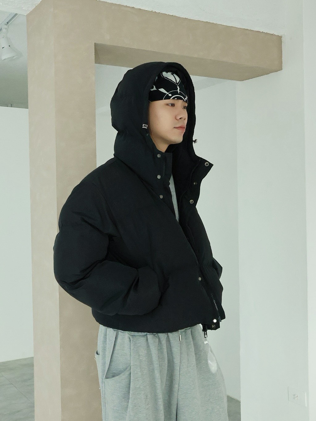 挺版 鋪棉 雙拉鍊 寬短 連帽抽繩 #羽絨外套