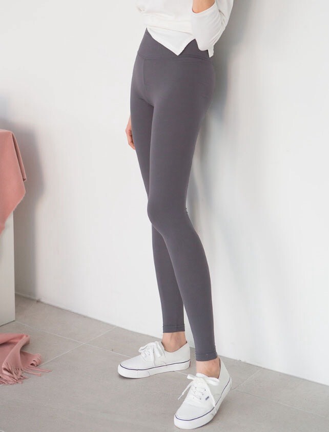 ᴴᴼᵀ ▸▸店長推薦◃◃ 秋冬新款/發熱包覆內搭褲 MANIFEST正韓🇰🇷