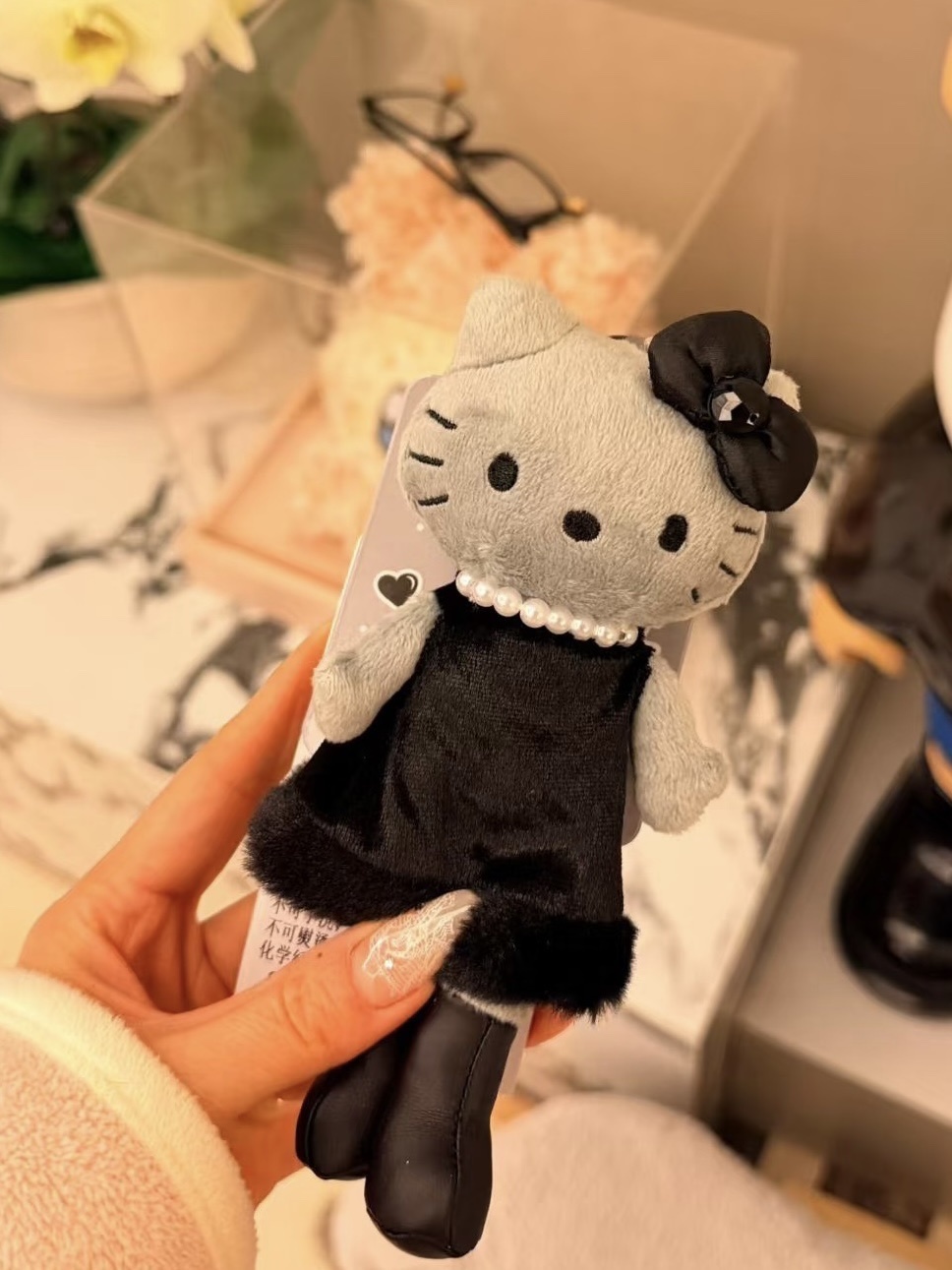 Sanrio長腿Hello Kitty黑天使 門市現貨‼️