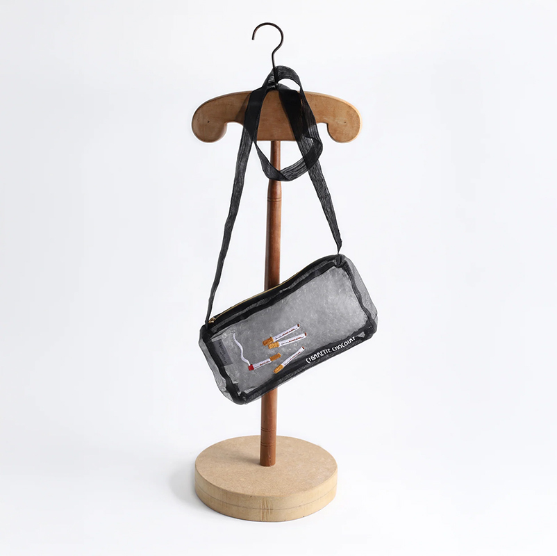 Brigitte Tanaka 烏干紗巧克力煙背袋