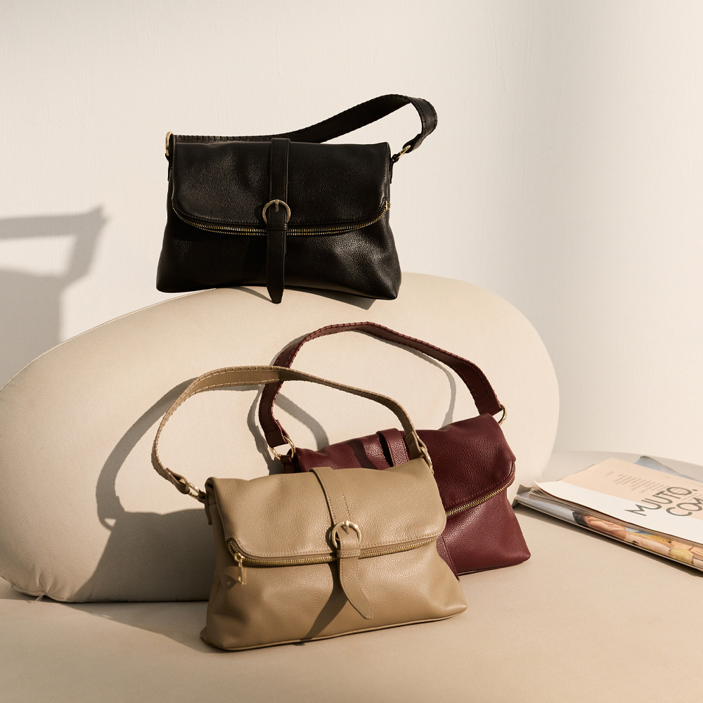 AMICA義大利真皮自訂系列-知性翻蓋釦環設計垂墜肩背包(附長背帶)