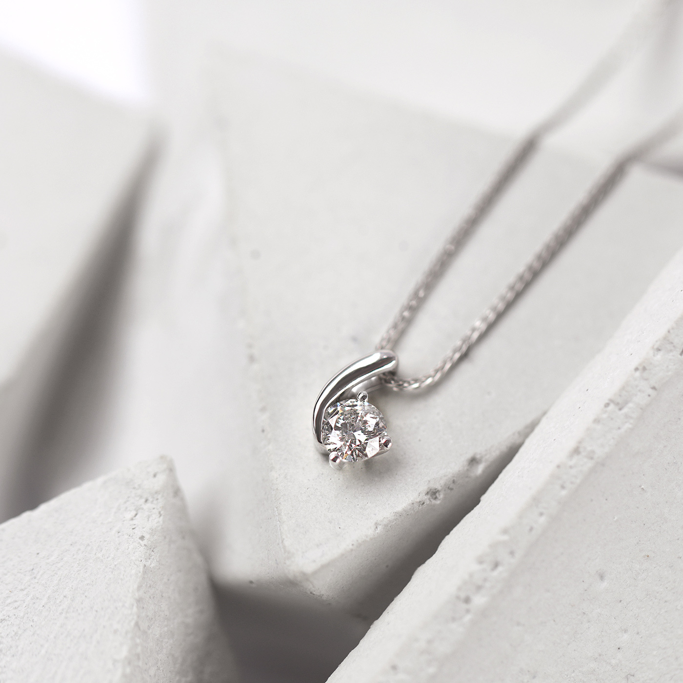 流星物語 — 30分鑽石項鍊