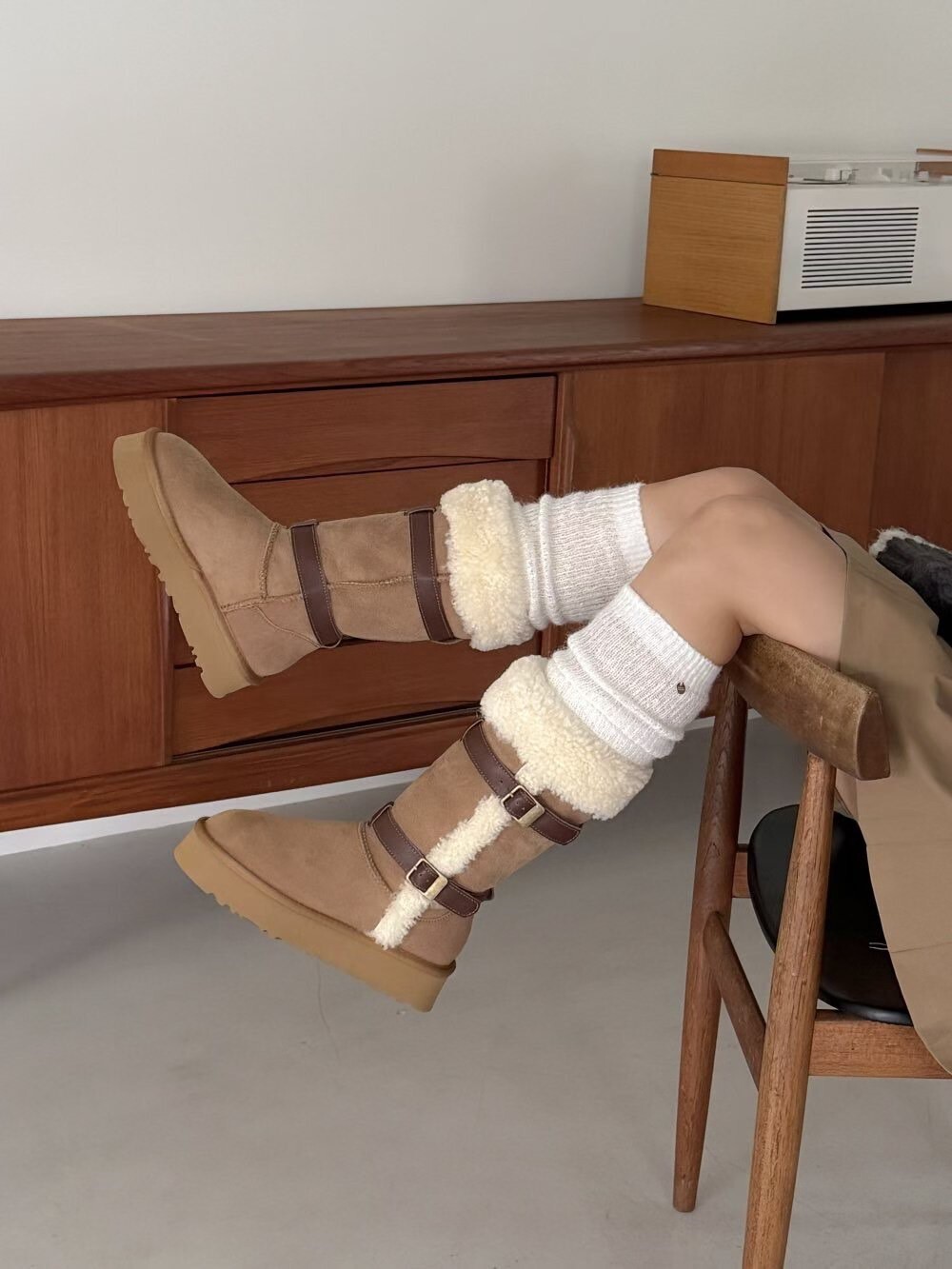 可愛配色織帶QQ毛牛皮羊毛中筒雪靴