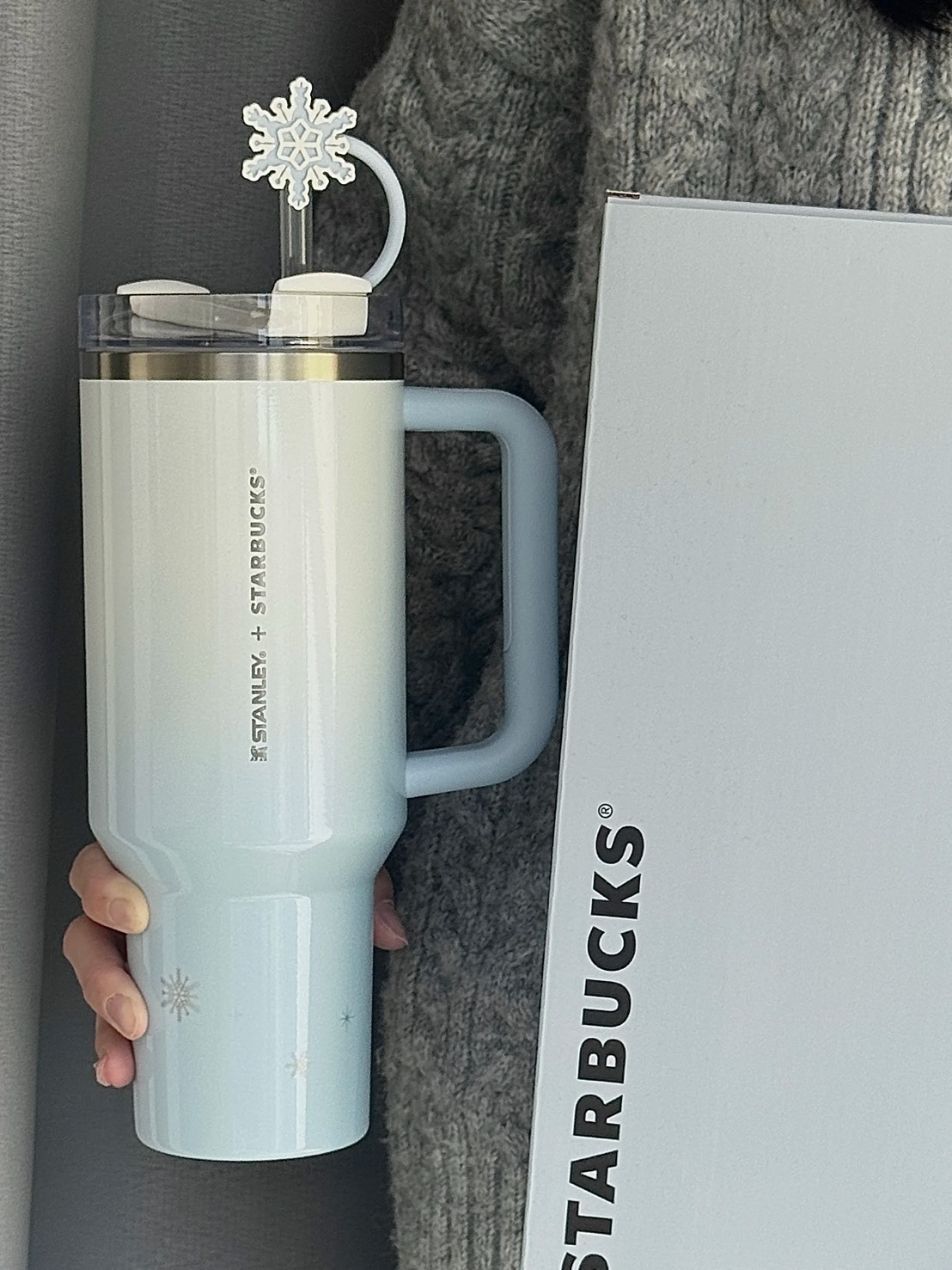 STARBUCKS 星巴克 X STANLEY 聯名款 冰雪奇緣 白藍漸層 不鏽鋼 吸管杯 1183ML