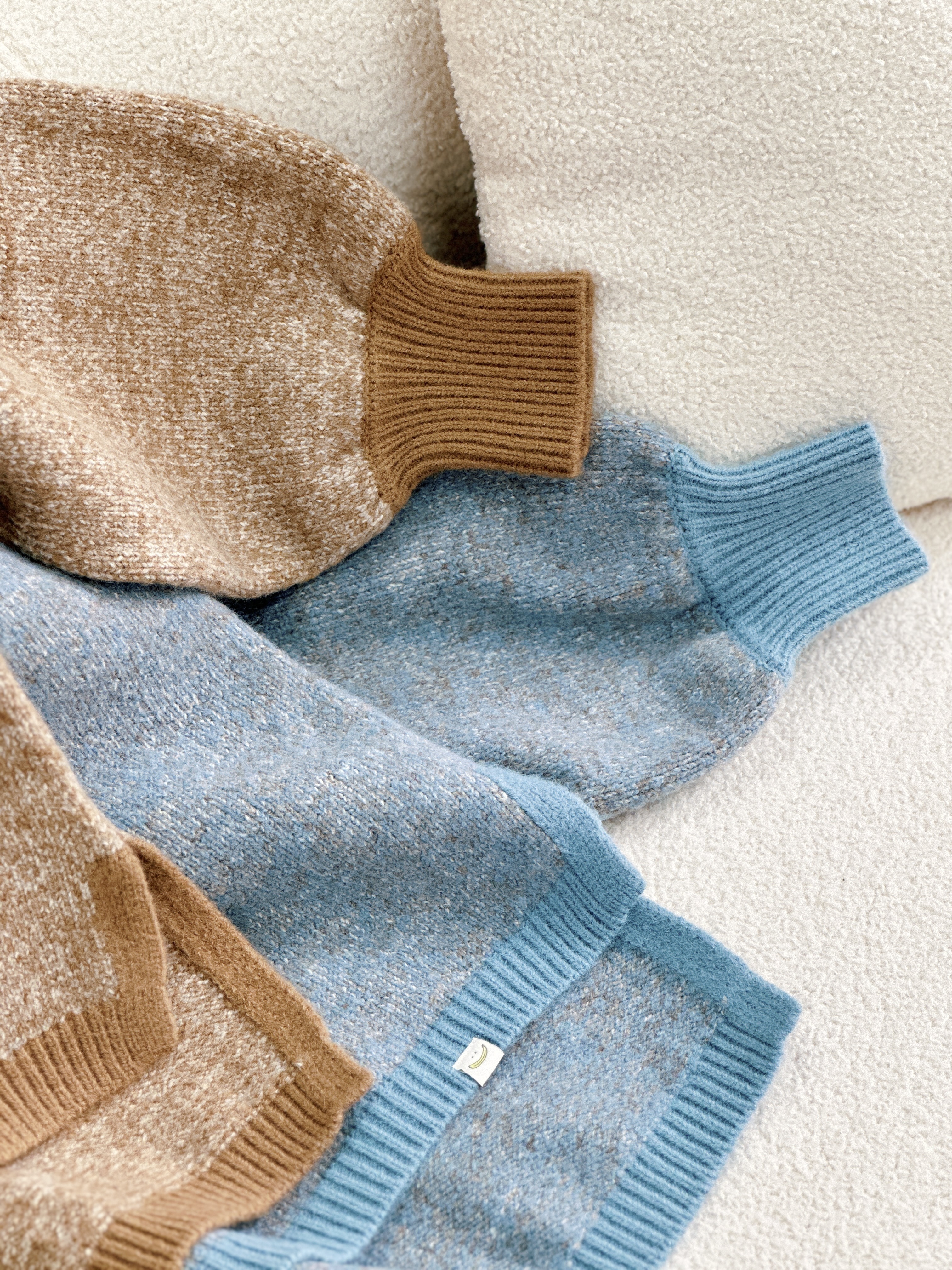 兩色 / 羊毛混紡混色針織毛衣 / Wool Blend Mélange Knit Sweater