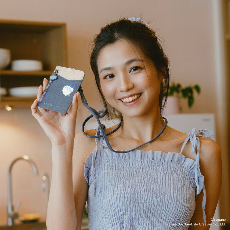 戴起吉伊卡哇識別證