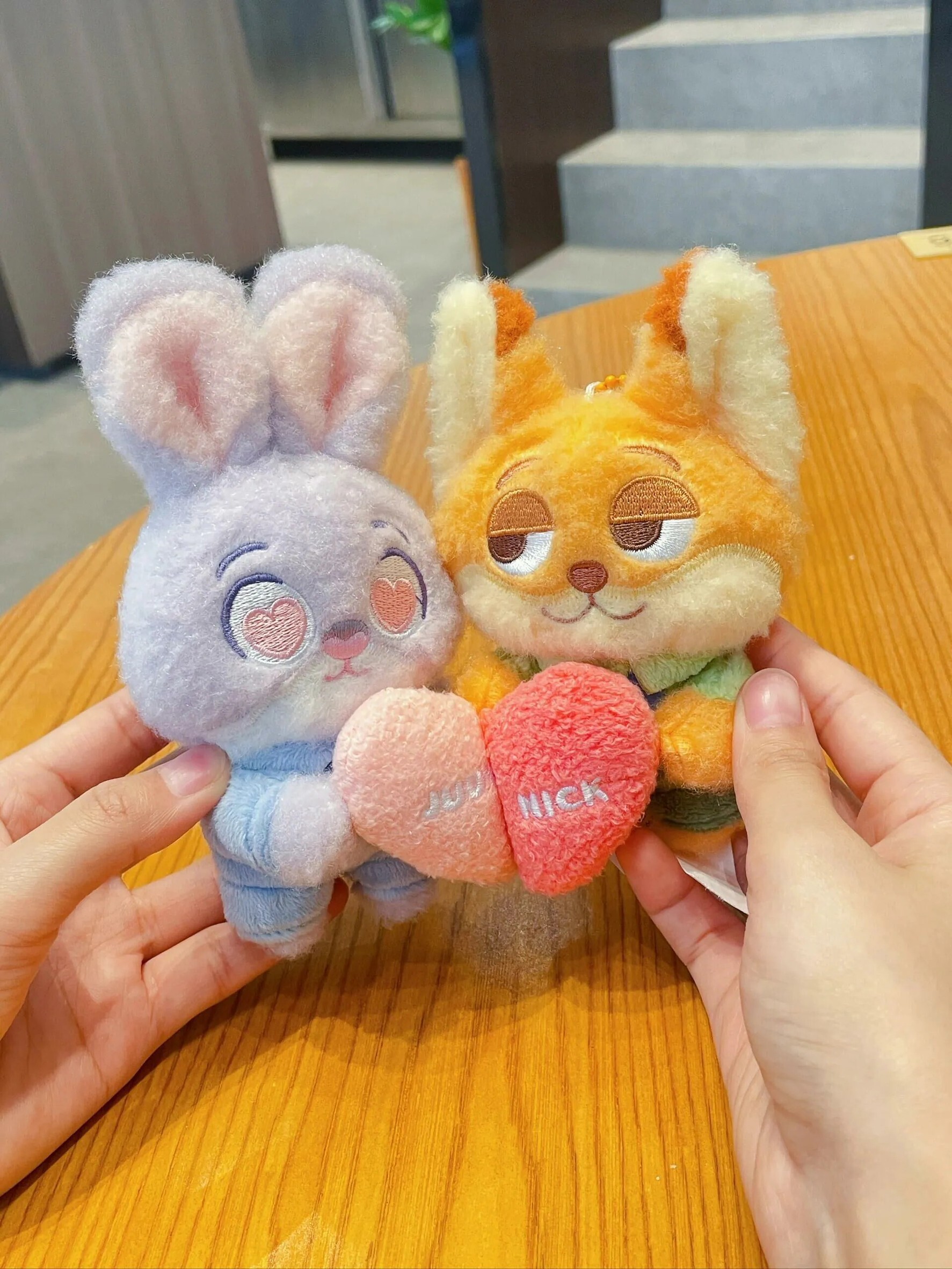 <官方授權> 迪士尼 DISNEY Zootopia 2 動物方城市2 茱蒂 尼克 磁吸 吊飾 鑰匙圈