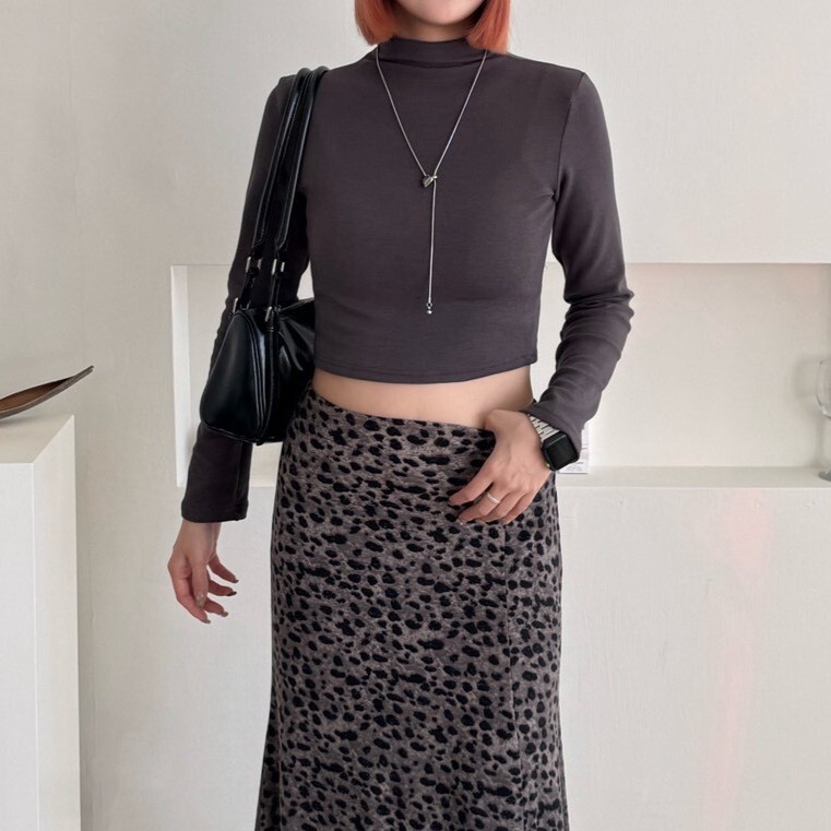 輕柔暖雲 內磨毛立領短版打底衣