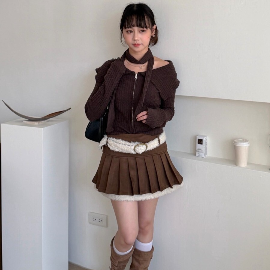 Cutie cloud☁️附皮帶毛毛拼接百褶短裙