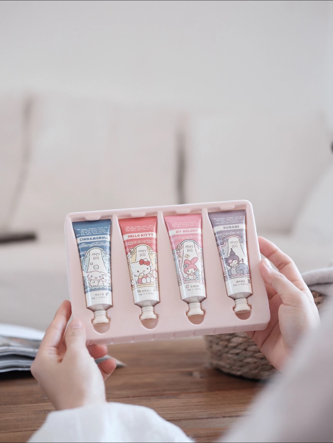 三麗鷗 聯名款 KITTY 香氛 護手霜 4入 禮盒裝