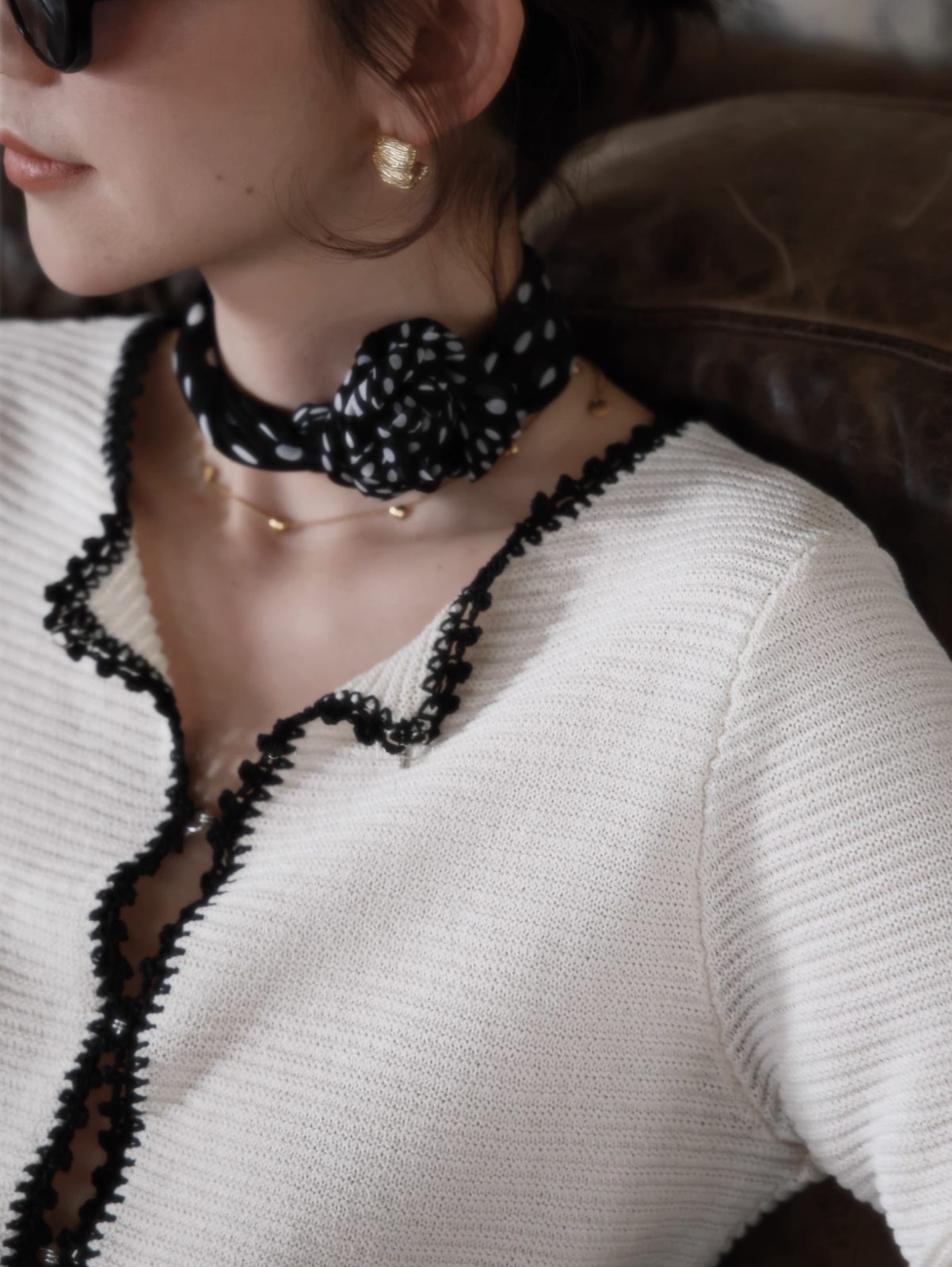 雲朵白織紋感配色滾邊上衣罩衫-M-L (Elegant & Love)