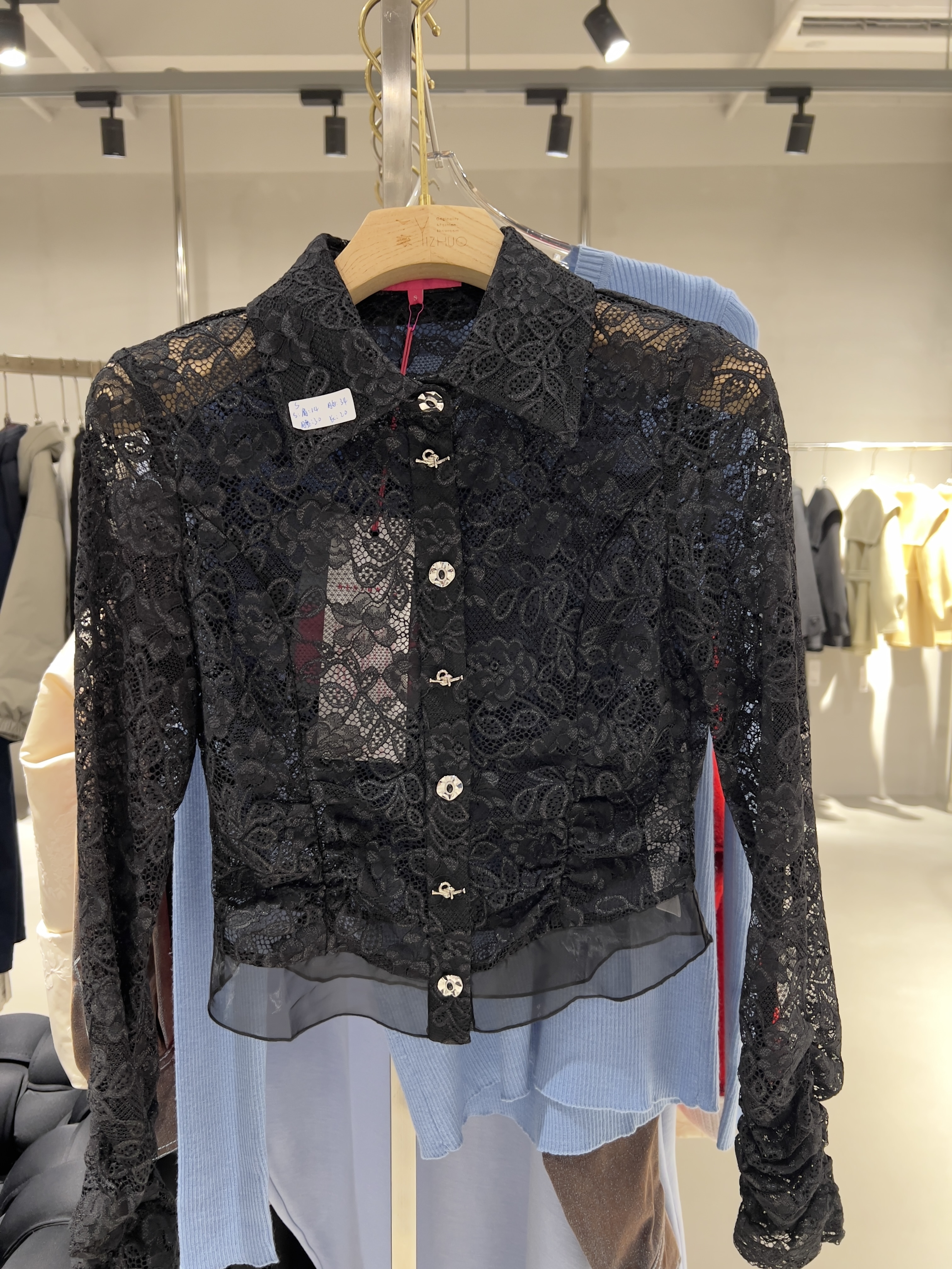 1208FH09-Fashion靚衫-透視黑色蕾絲長袖上衣（A9）