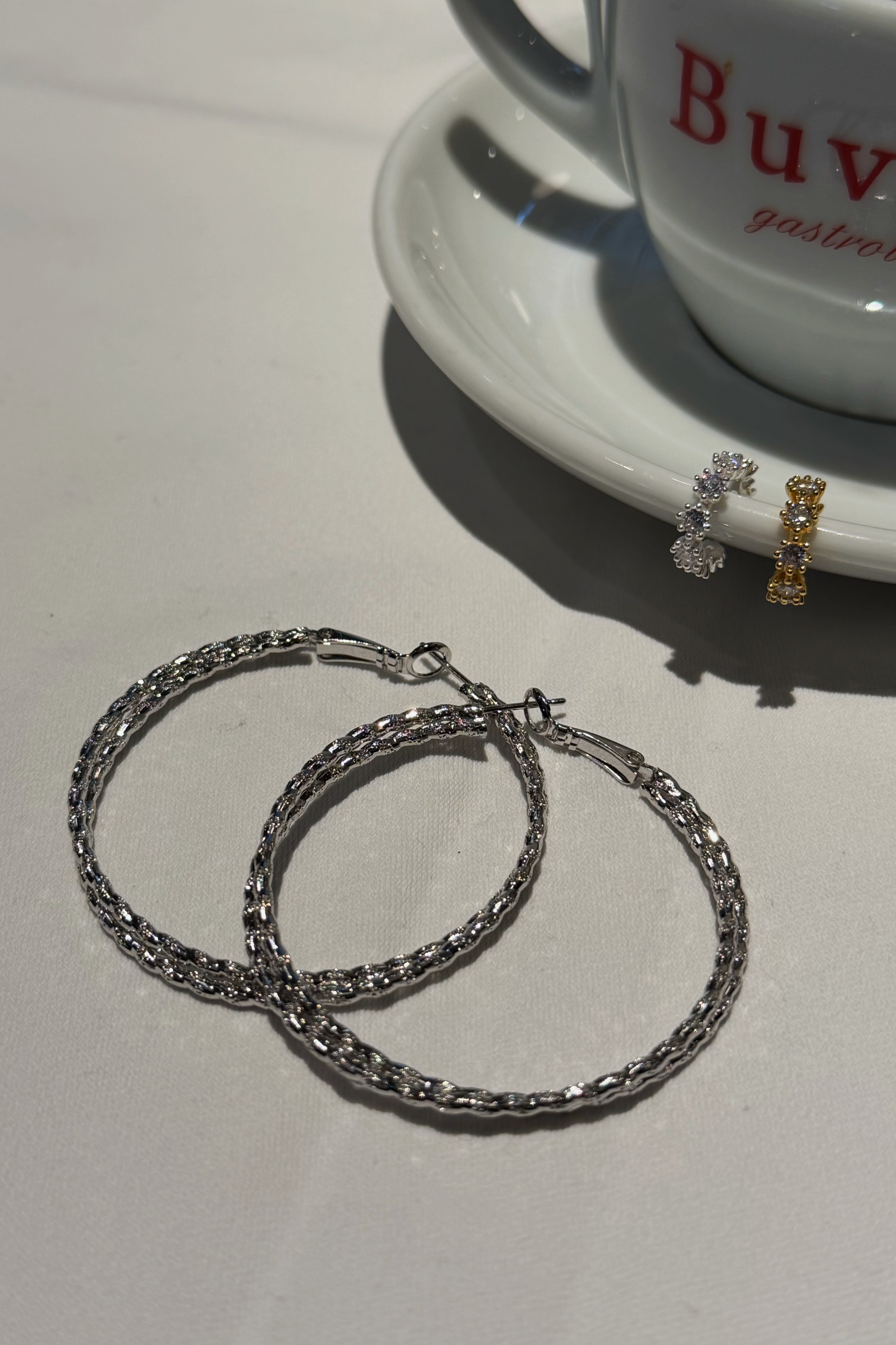 （現貨）交疊圈圈耳環 GN82