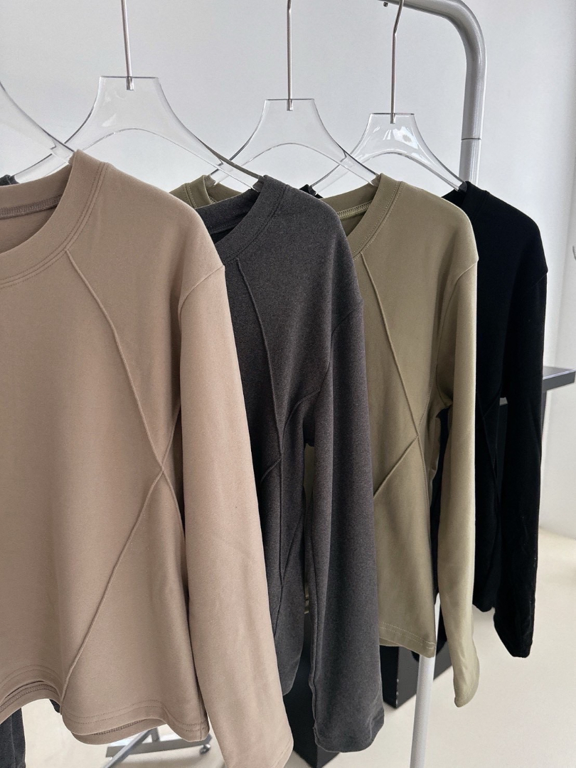 立體線條美學・德絨保暖上衣