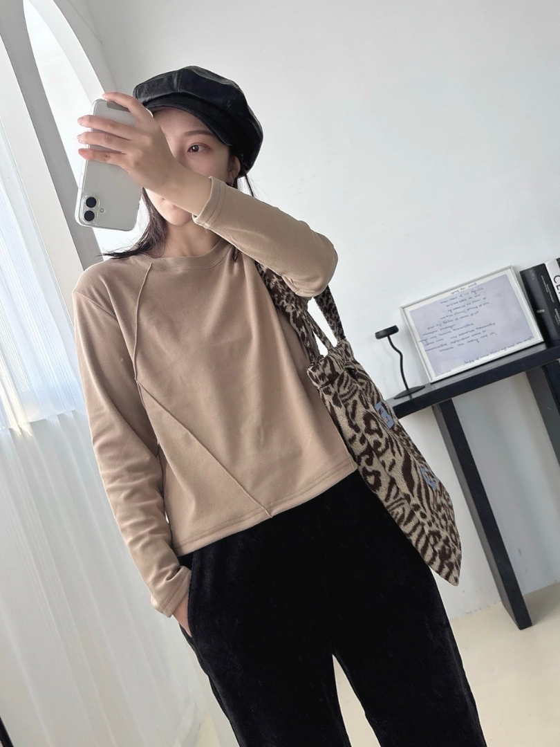 立體線條美學・德絨保暖上衣