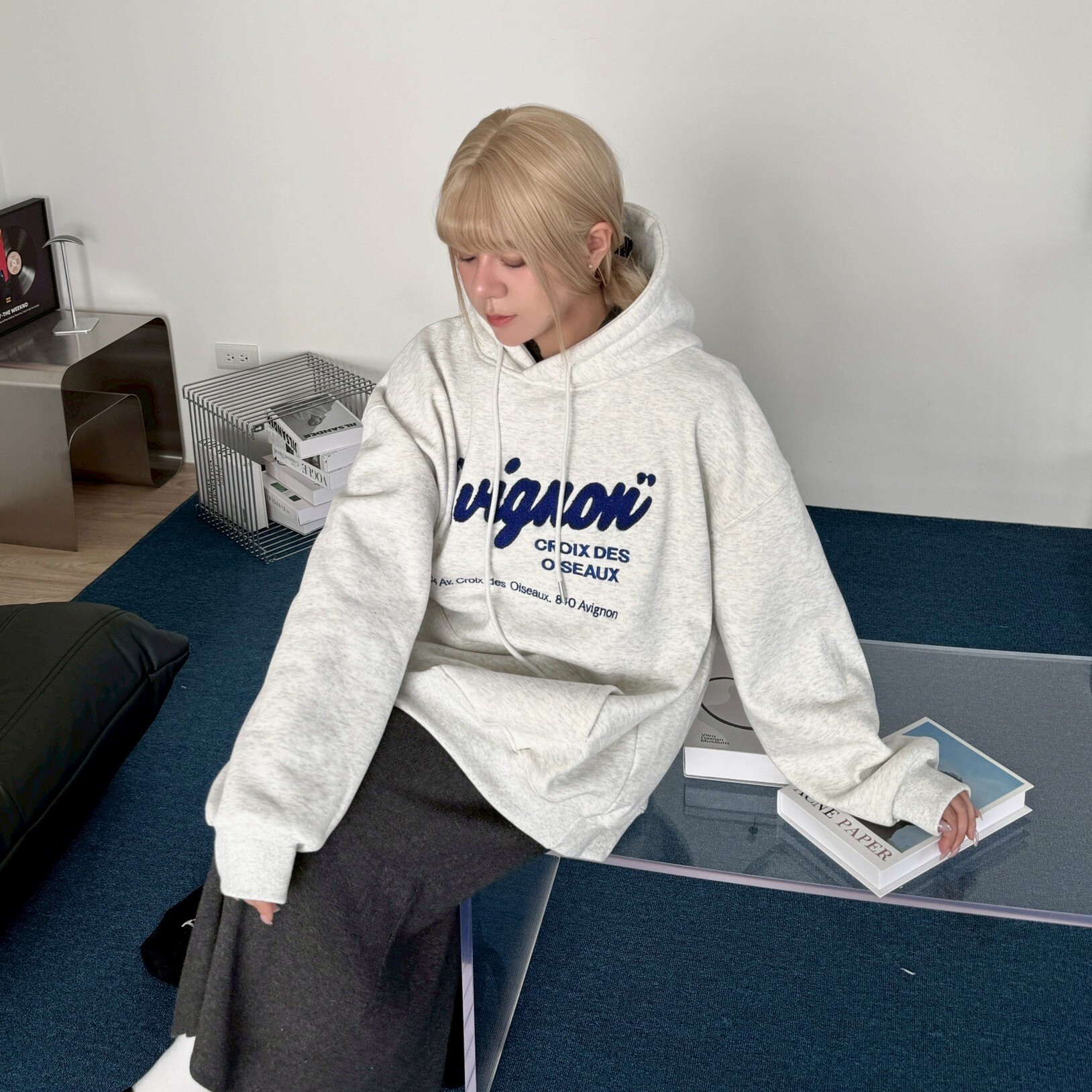 /𝙘𝙝𝙞𝙝 𝙘𝙤𝙡𝙤𝙧/〝Avignon〞簇絨撞色加絨帽tee