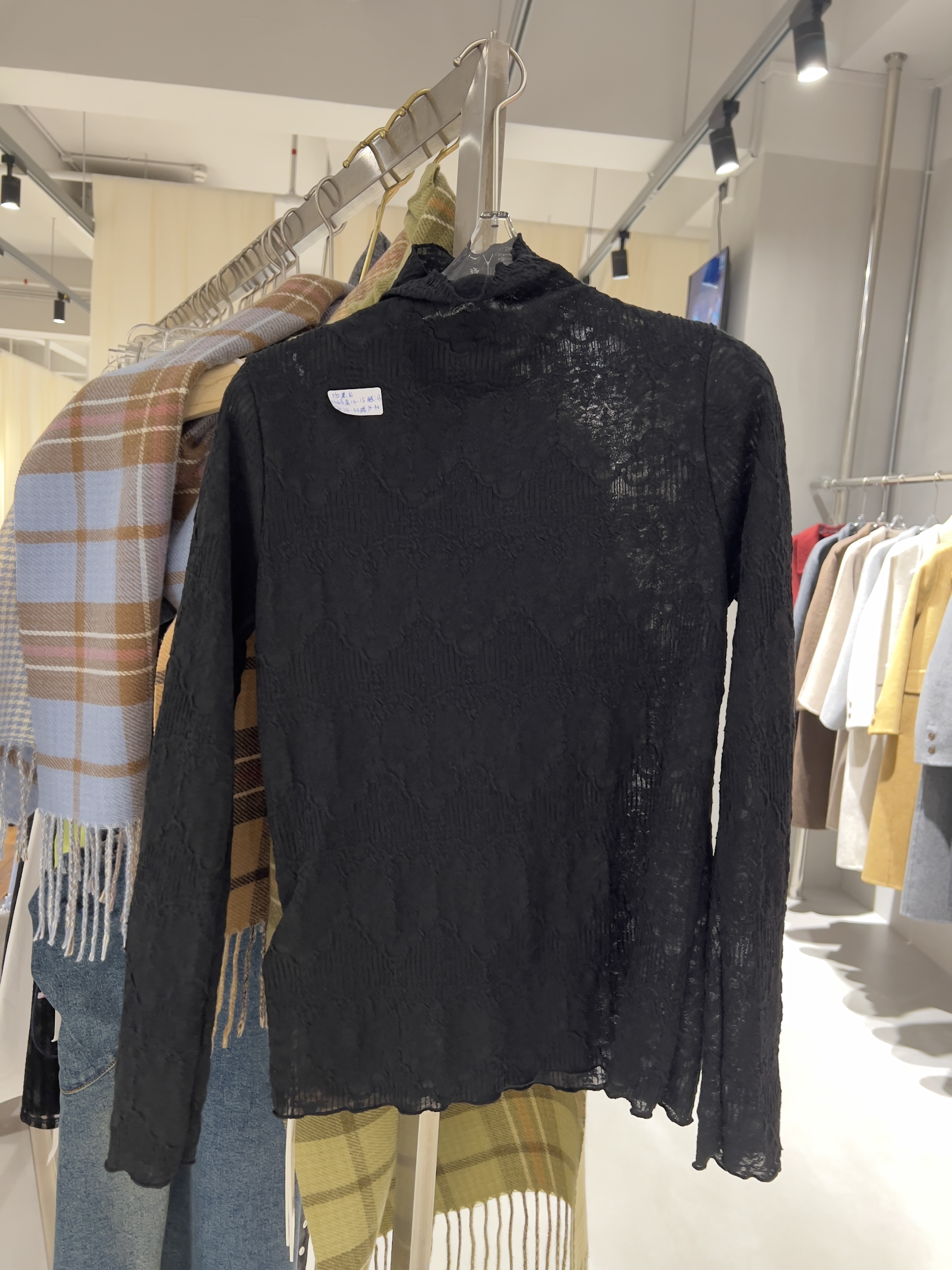 1208FH12-Fashion靚衫-毛衣黑色/白色（A12）