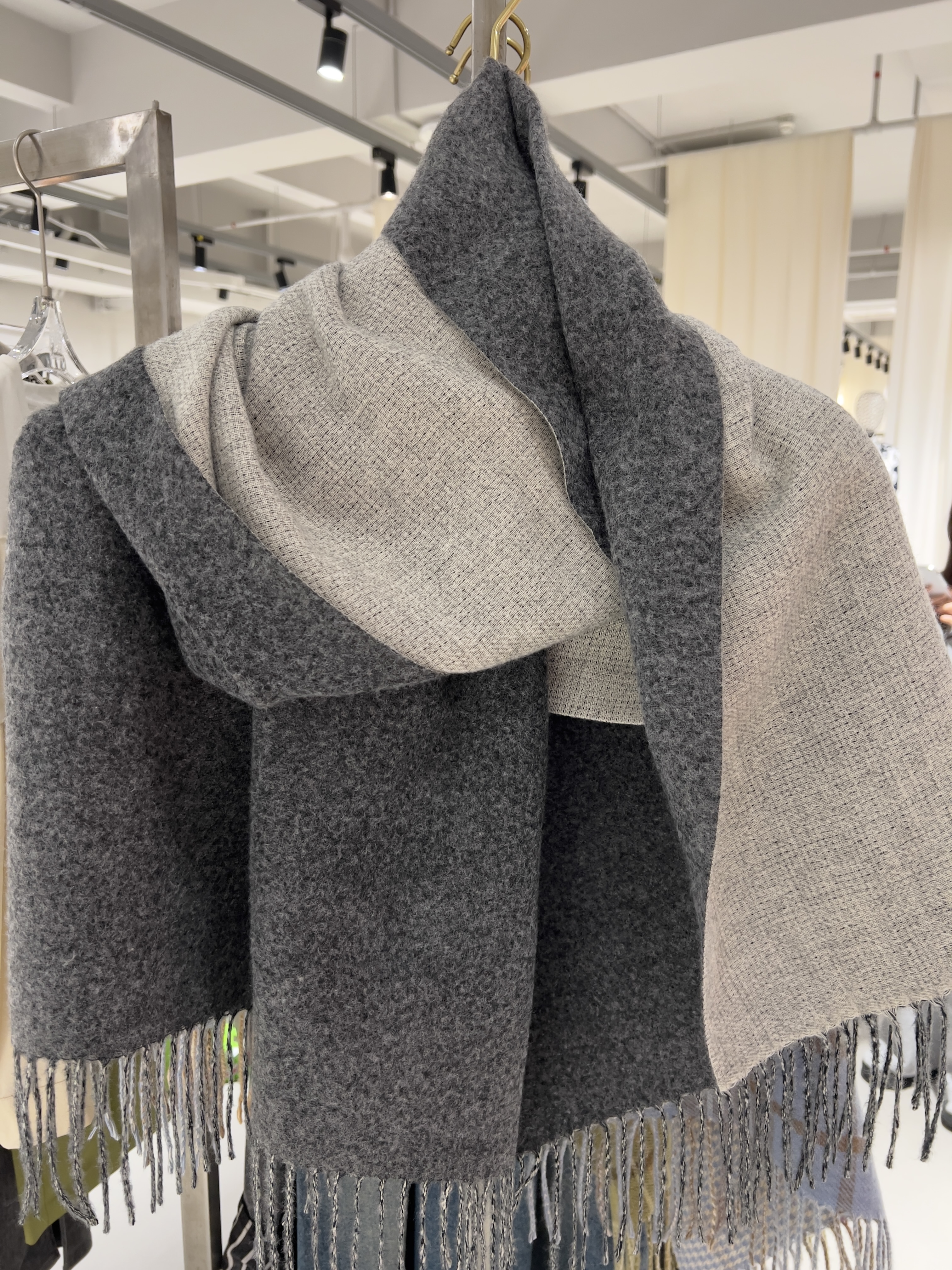 1208FH33-Fashion靚衫-围巾均色（A33）