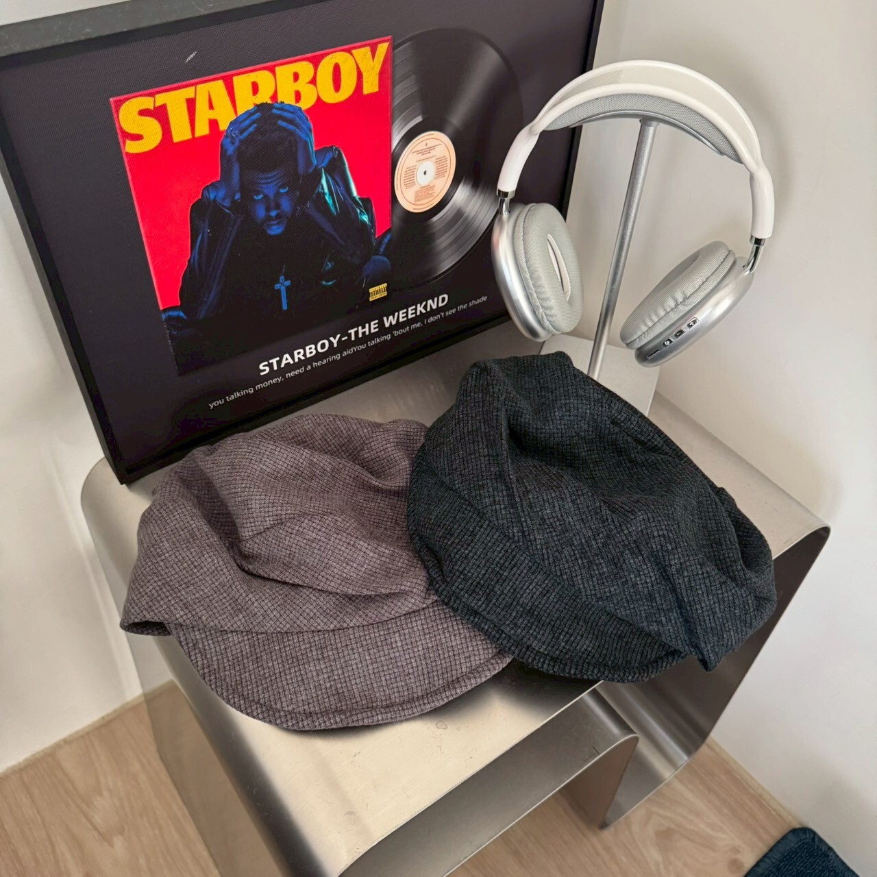 冷影交錯 壓紋報童軟帽