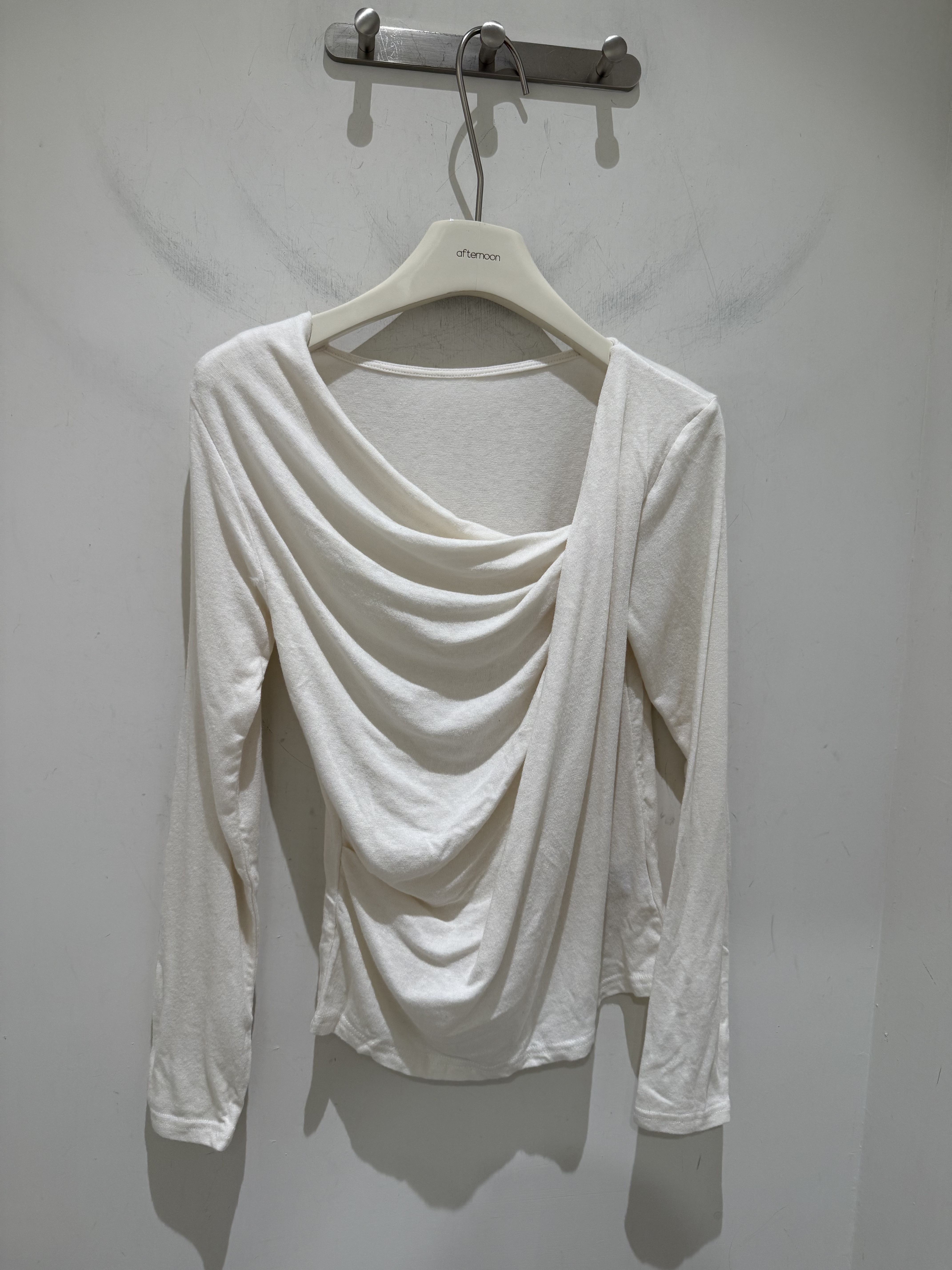 正韓側抓皺上衣