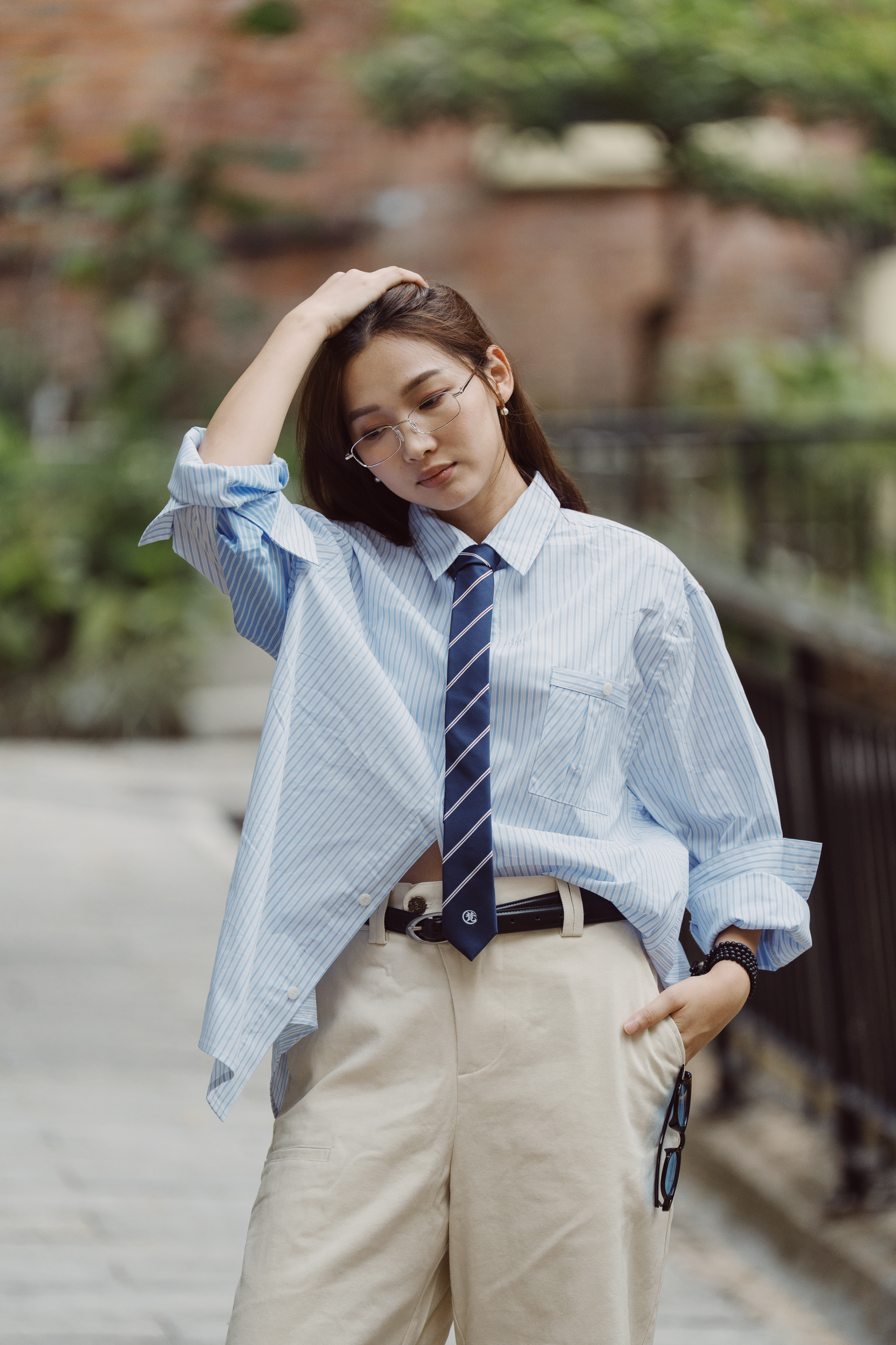 Fumble 藍白拼接條子恤衫