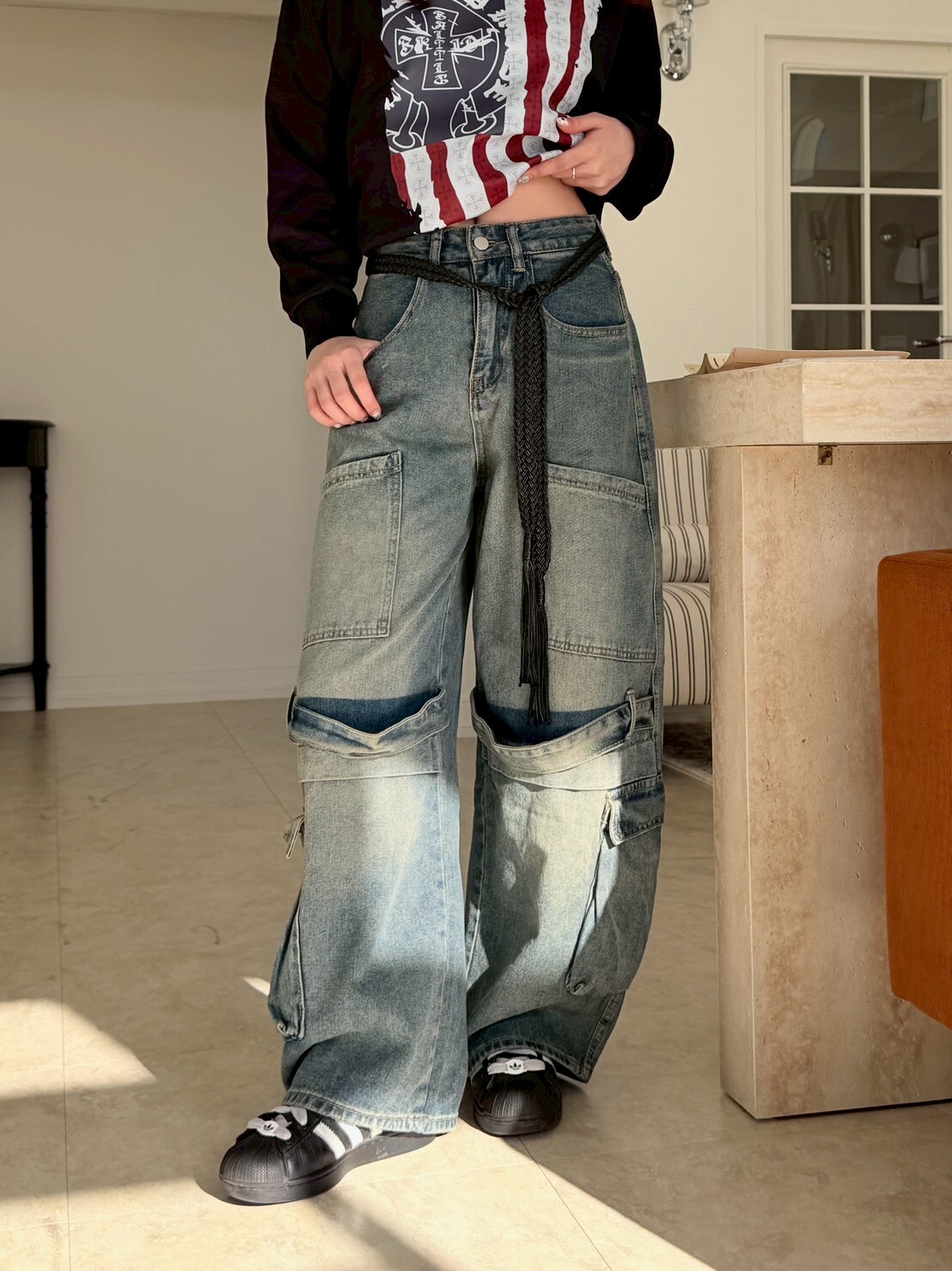 韓系街頭感 復古水洗拼接工裝寬褲（附綁帶）