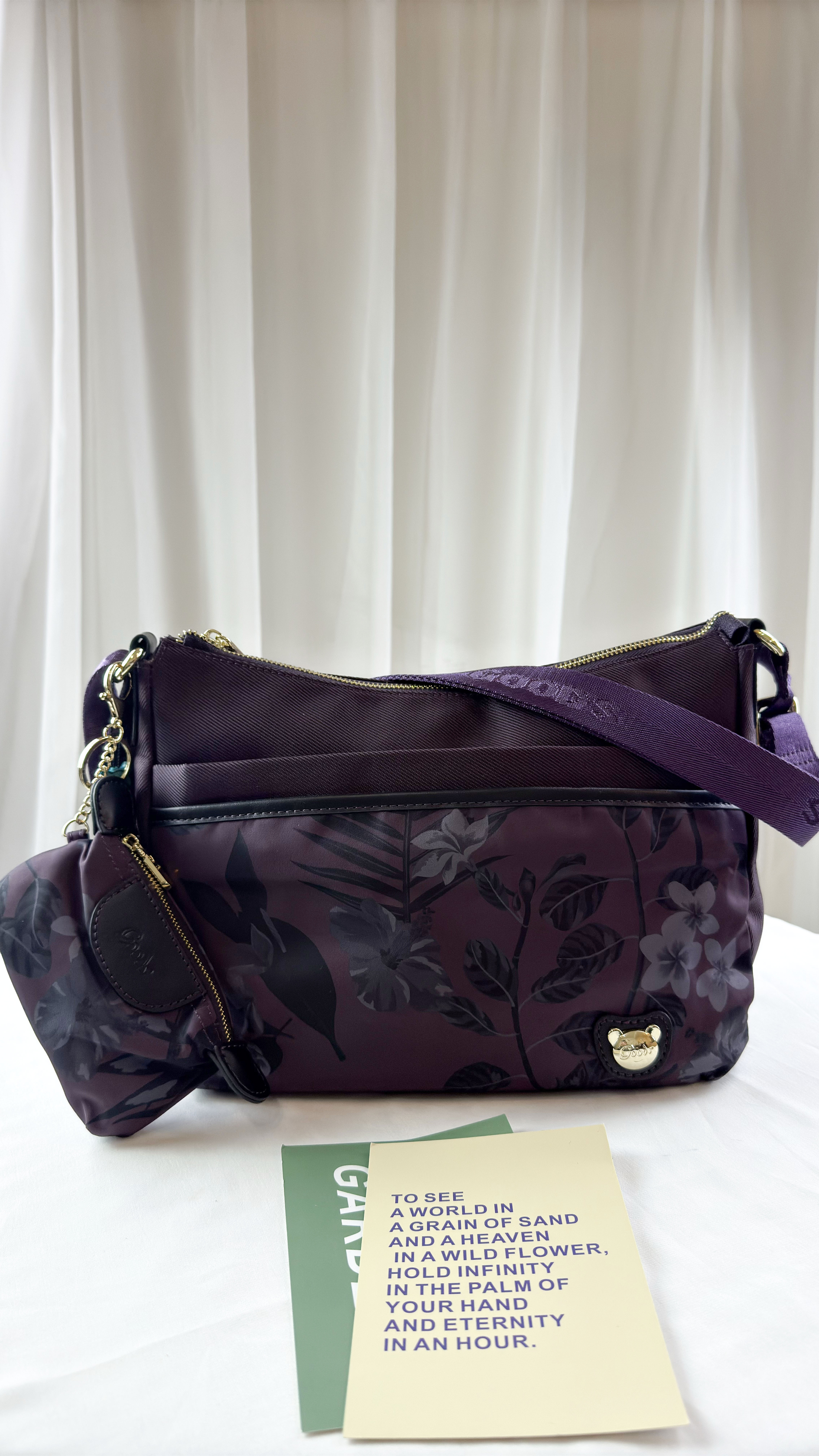 GOODS 紫花拼色防潑水側背包 附零錢包 #2638