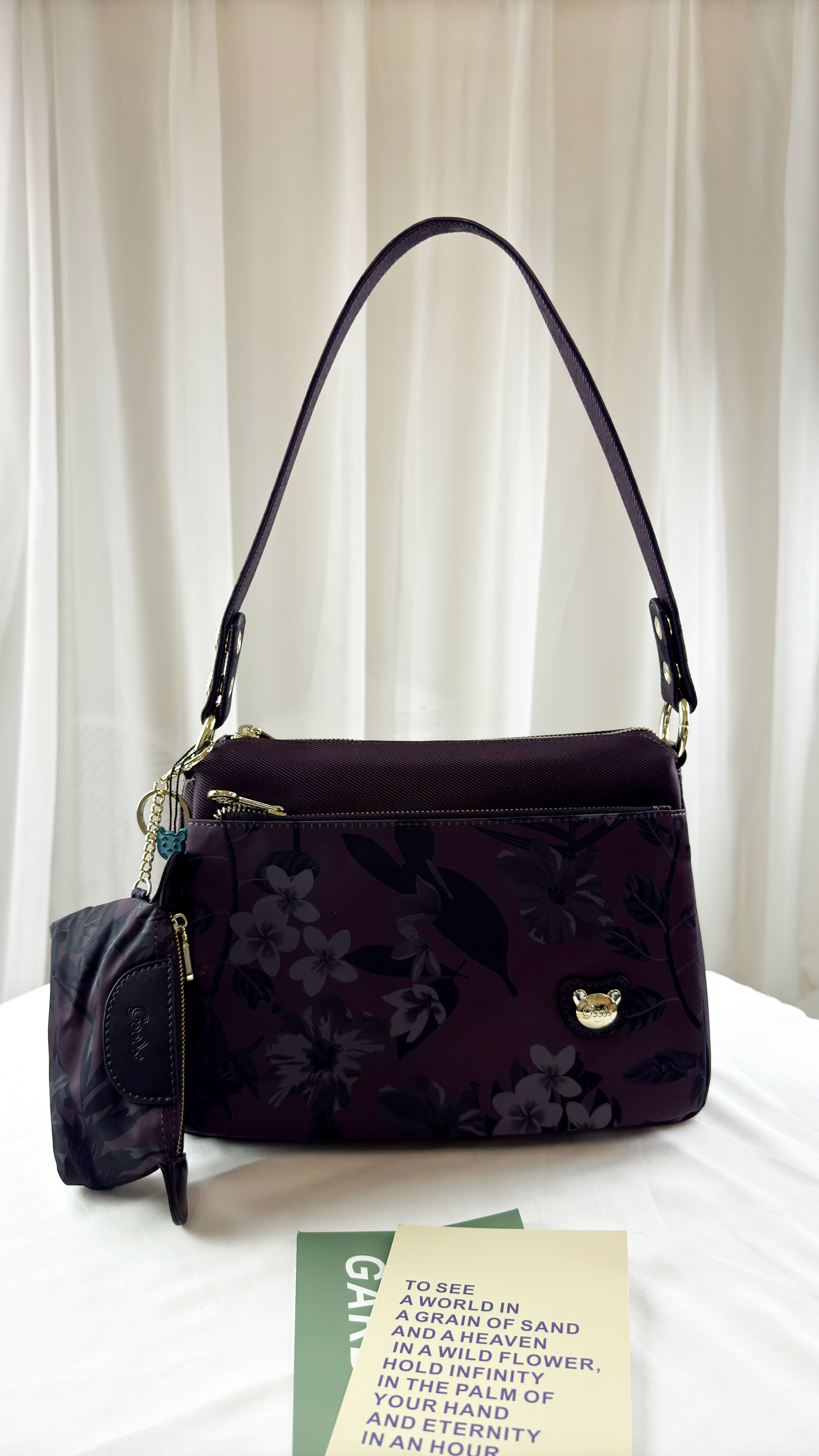 GOODS 紫花拼色防潑水肩背包 / 側背包 附零錢包 #29259