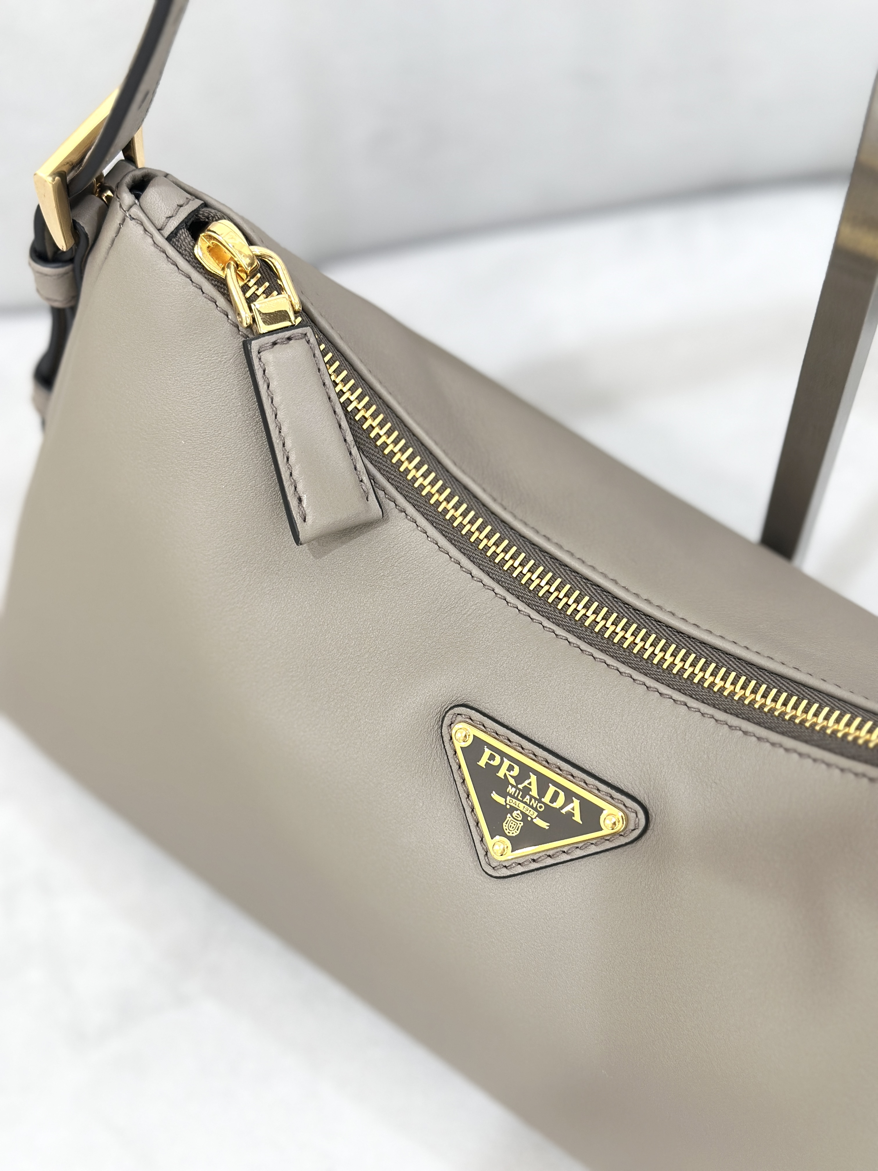 PRADA Aimée Medium Leather Shoulder Bag (aimee)