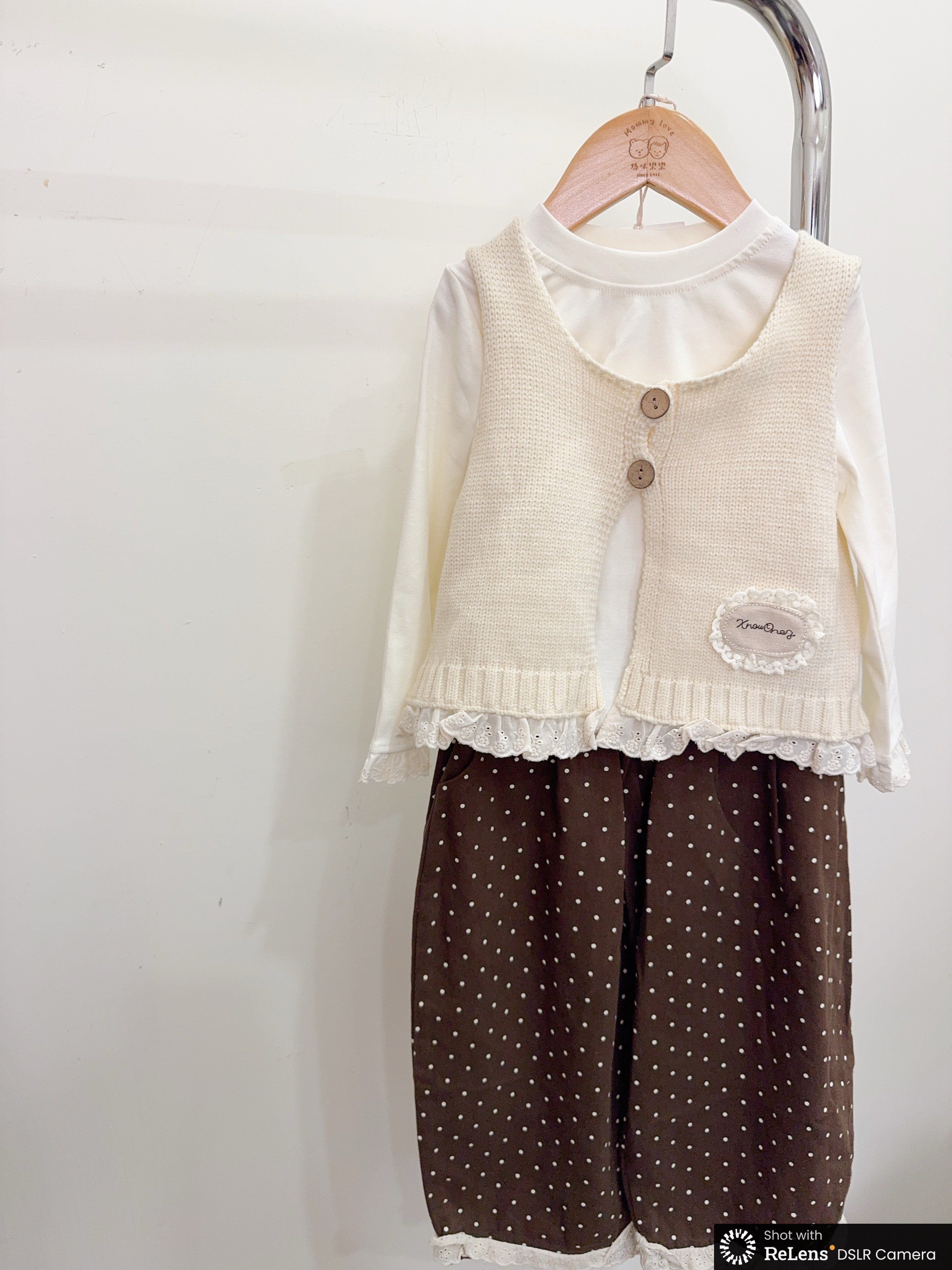 2521鈕扣針織背心點點褲三件組