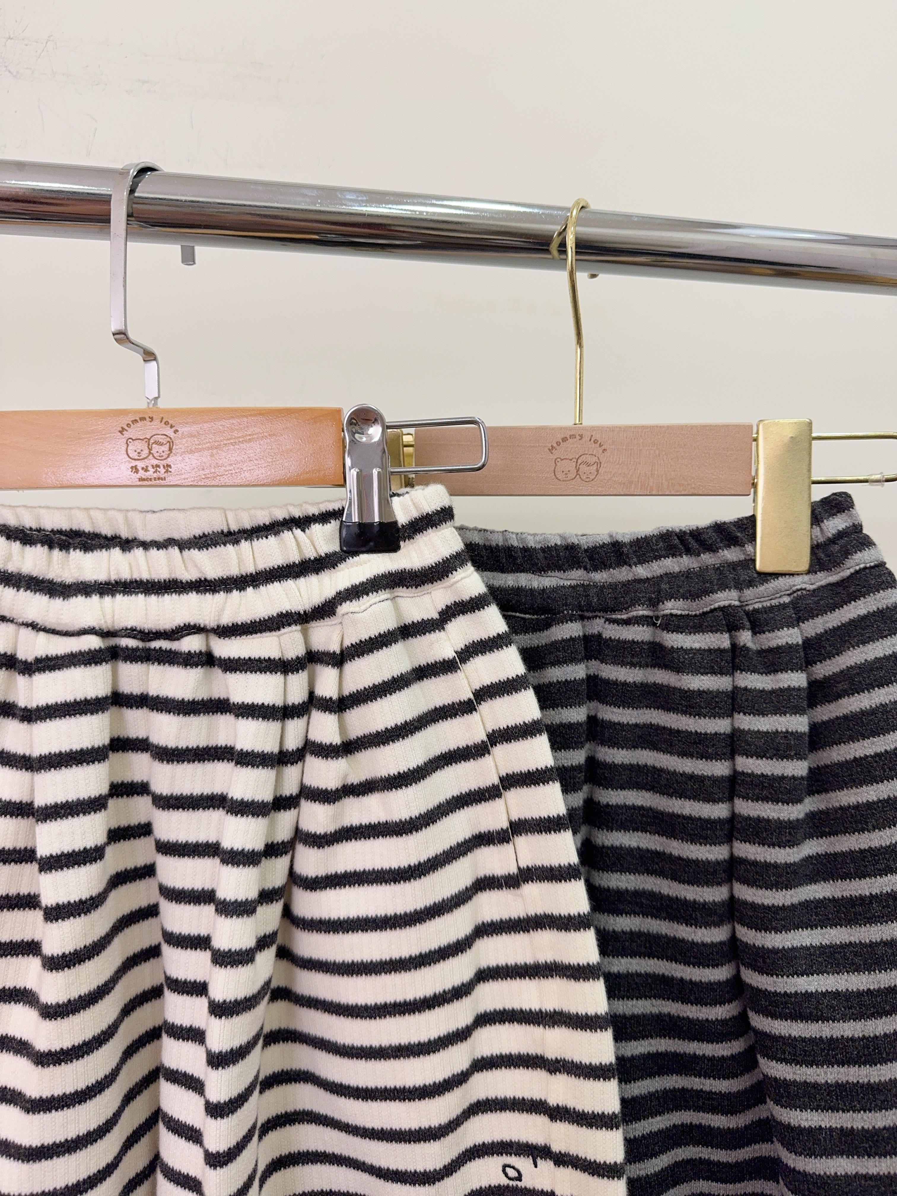 55280設計師家-條紋縮口寬褲