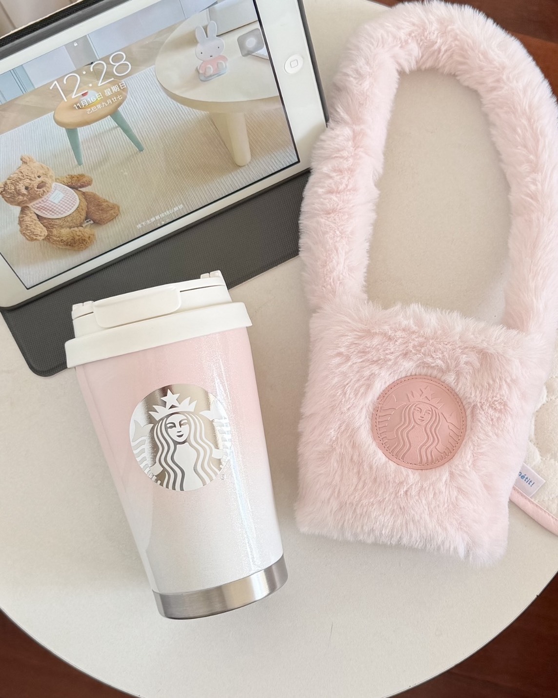 <抓住少女心🎀>星巴克 粉白漸層 隨行杯組 附毛毛杯袋