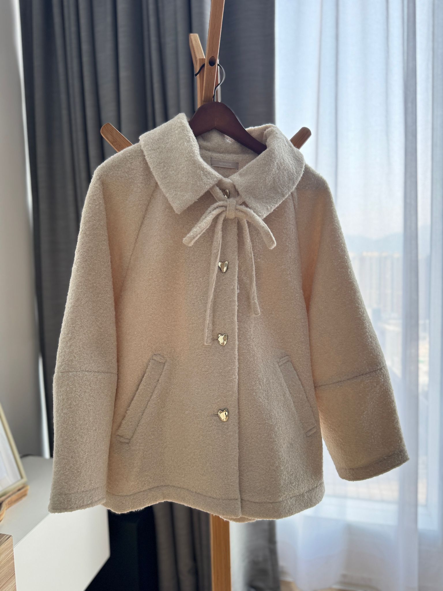 素雅白色心心鈕扣毛絨大衣【日本直送】